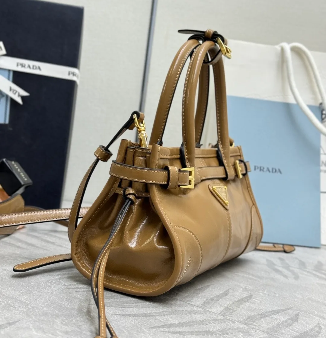 Сумки На Ремне Женские Prada 11682133