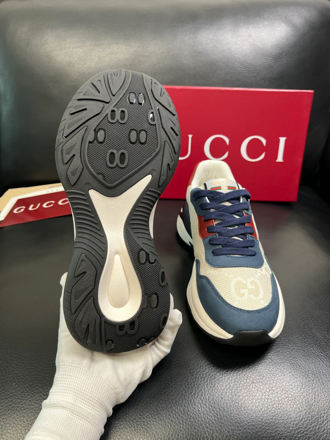 Кроссовки Мужские Gucci 982808