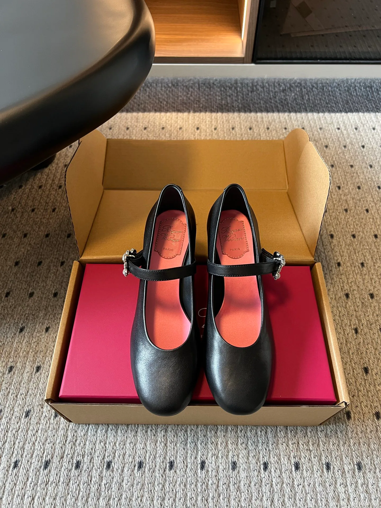 Туфли Женские Roger Vivier 17860669