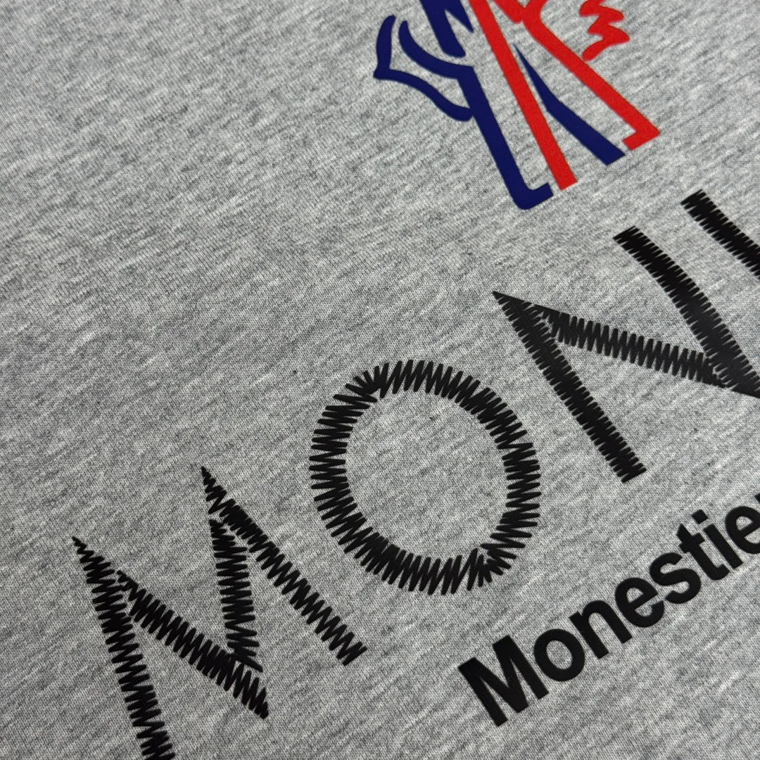 Футболки Женские Moncler 10201186