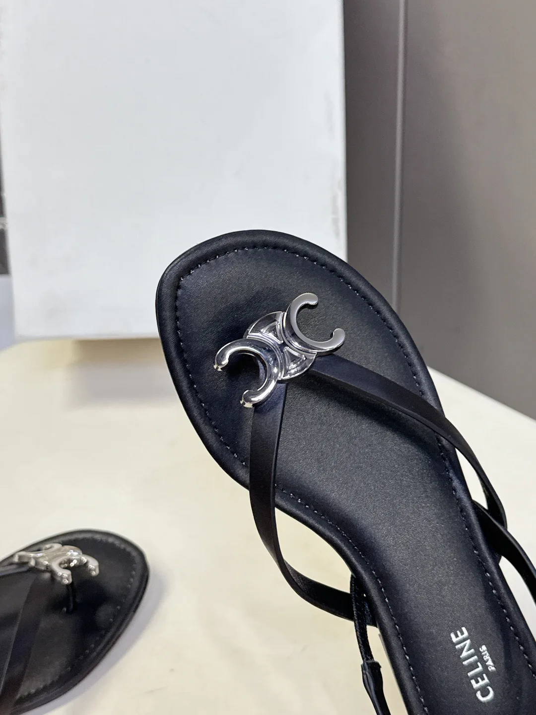 Сандалии Женские Celine 13581711