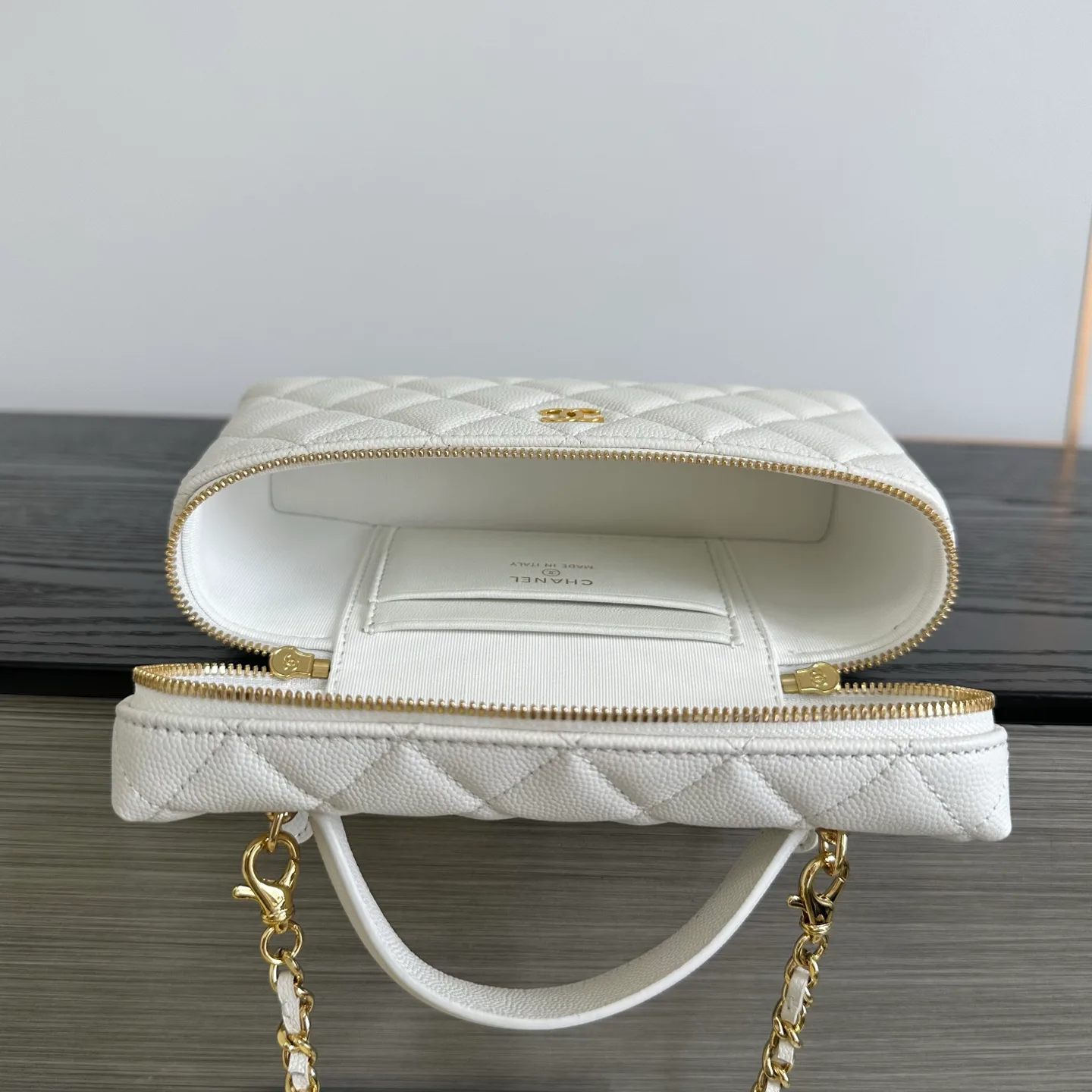 Классические Сумки Женские Chanel 18186215
