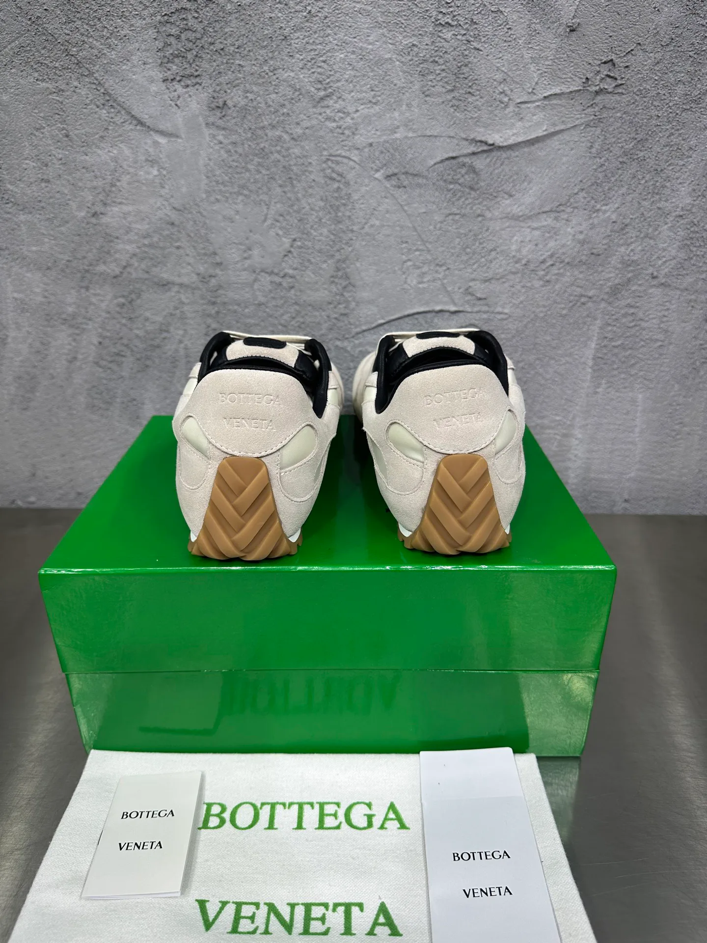 Кроссовки Женские Bottega Veneta 1885535