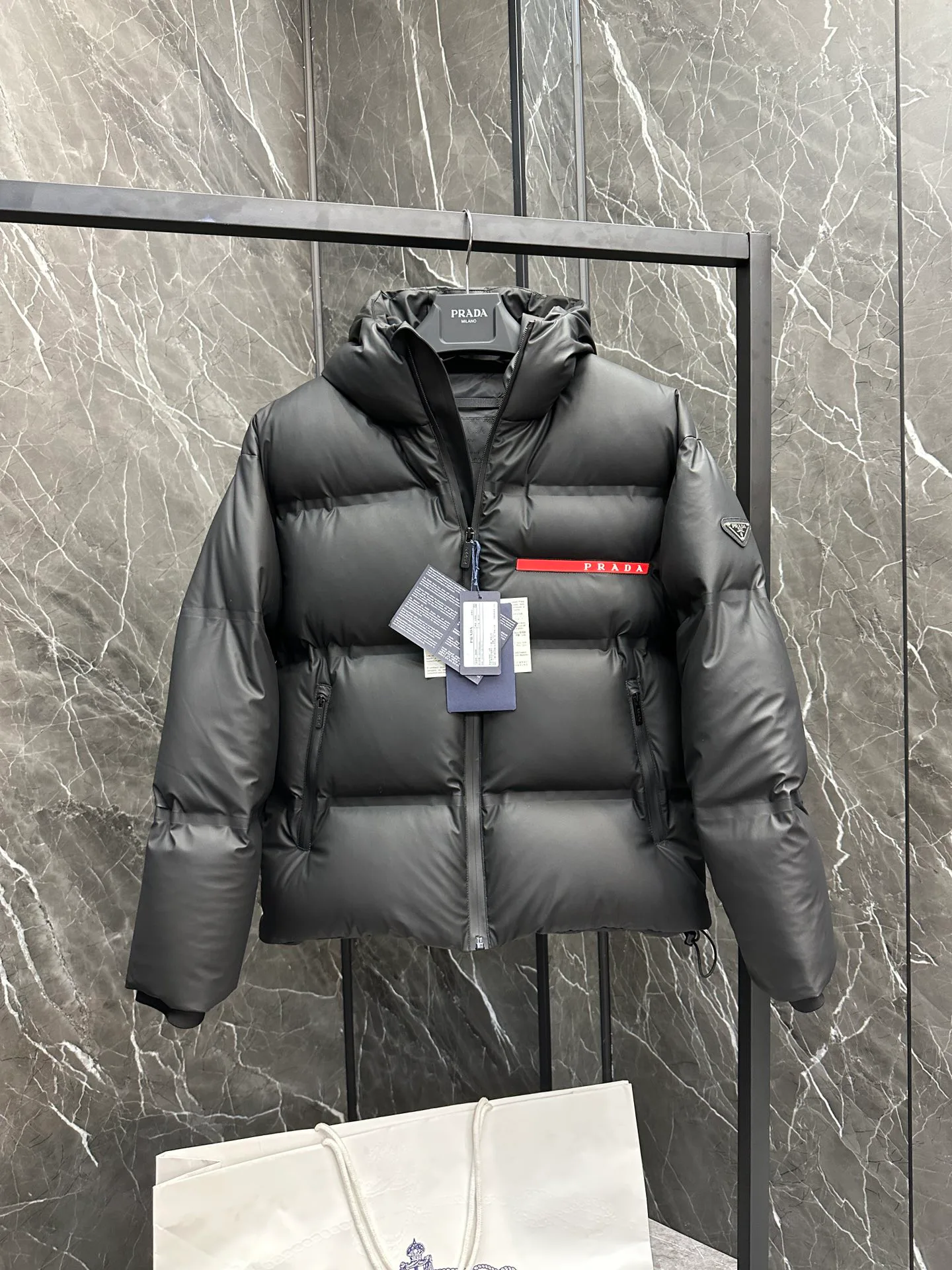 Куртки И Пуховики Мужские Prada 18184555