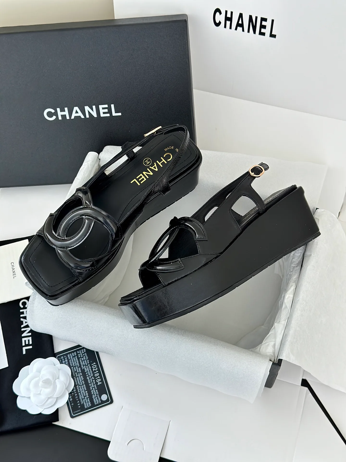 Босоножки Женские Chanel 18143041