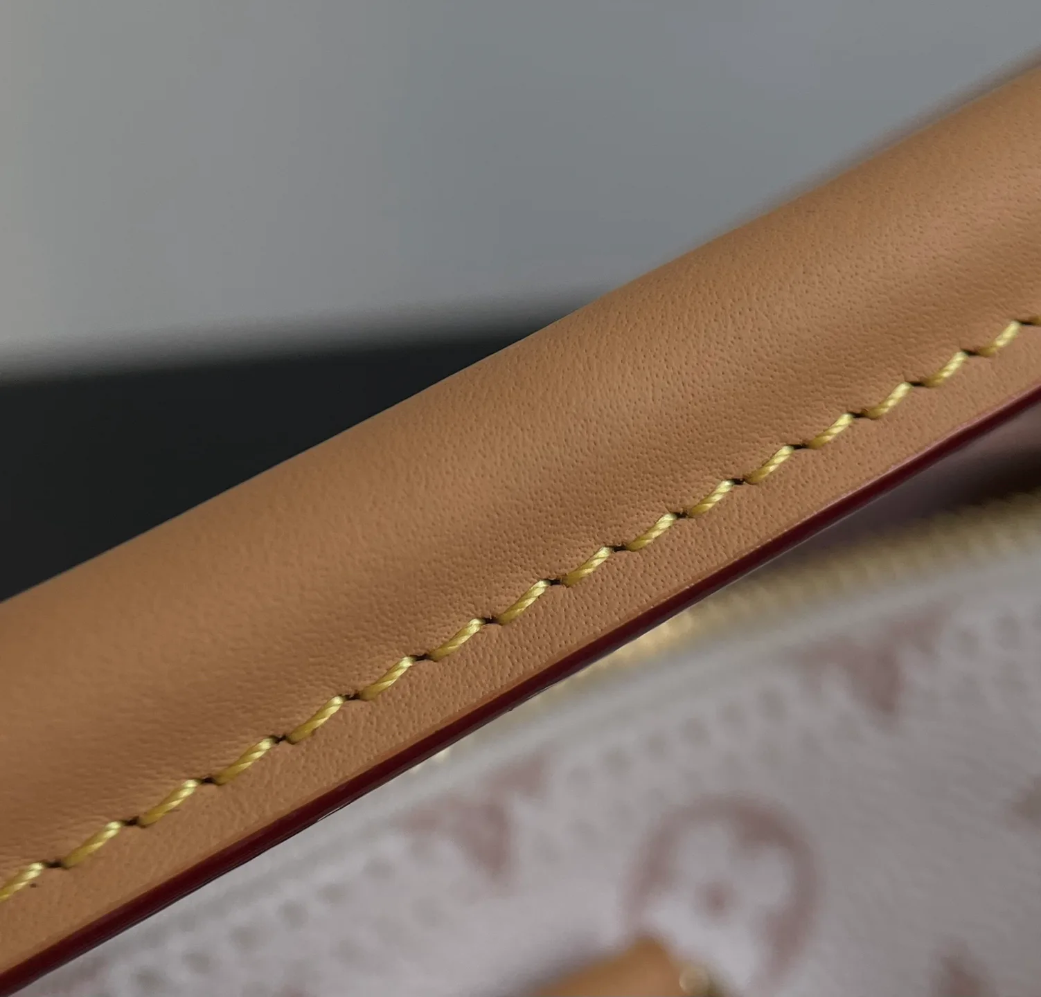 Классические Сумки Женские Louis Vuitton 11564778
