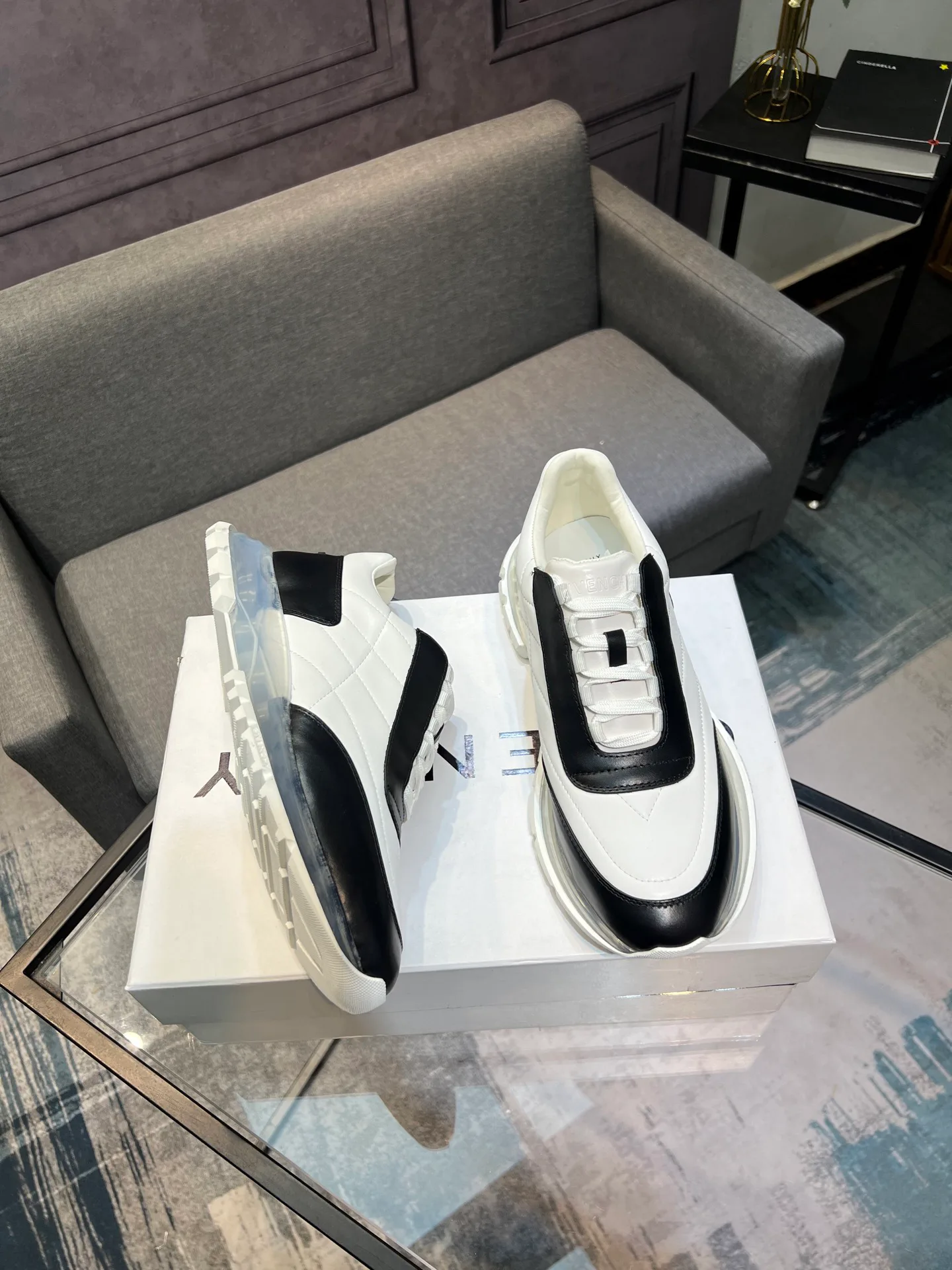 Кроссовки Мужские Givenchy 920275