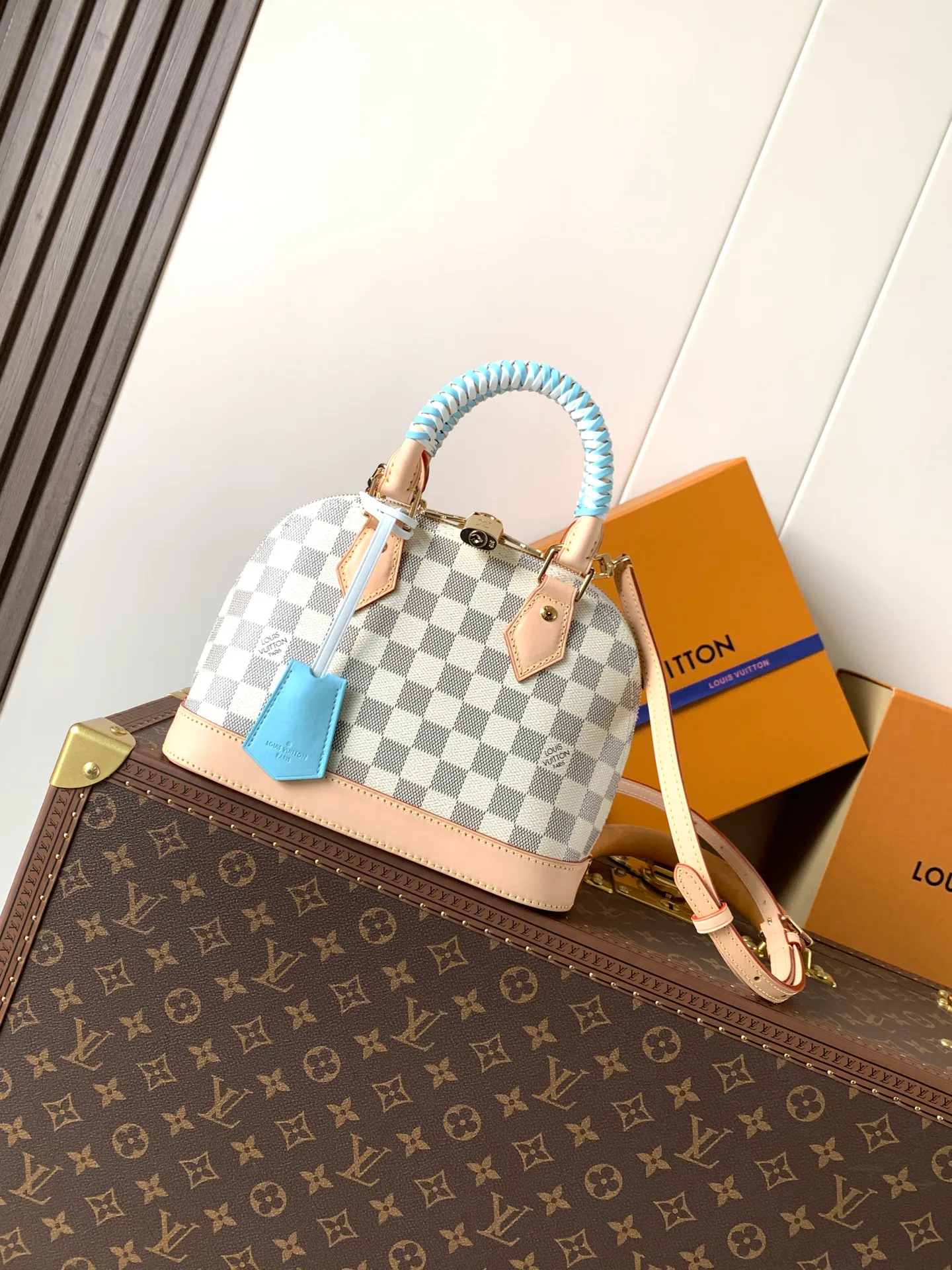 Классические Сумки Женские Louis Vuitton 16934197