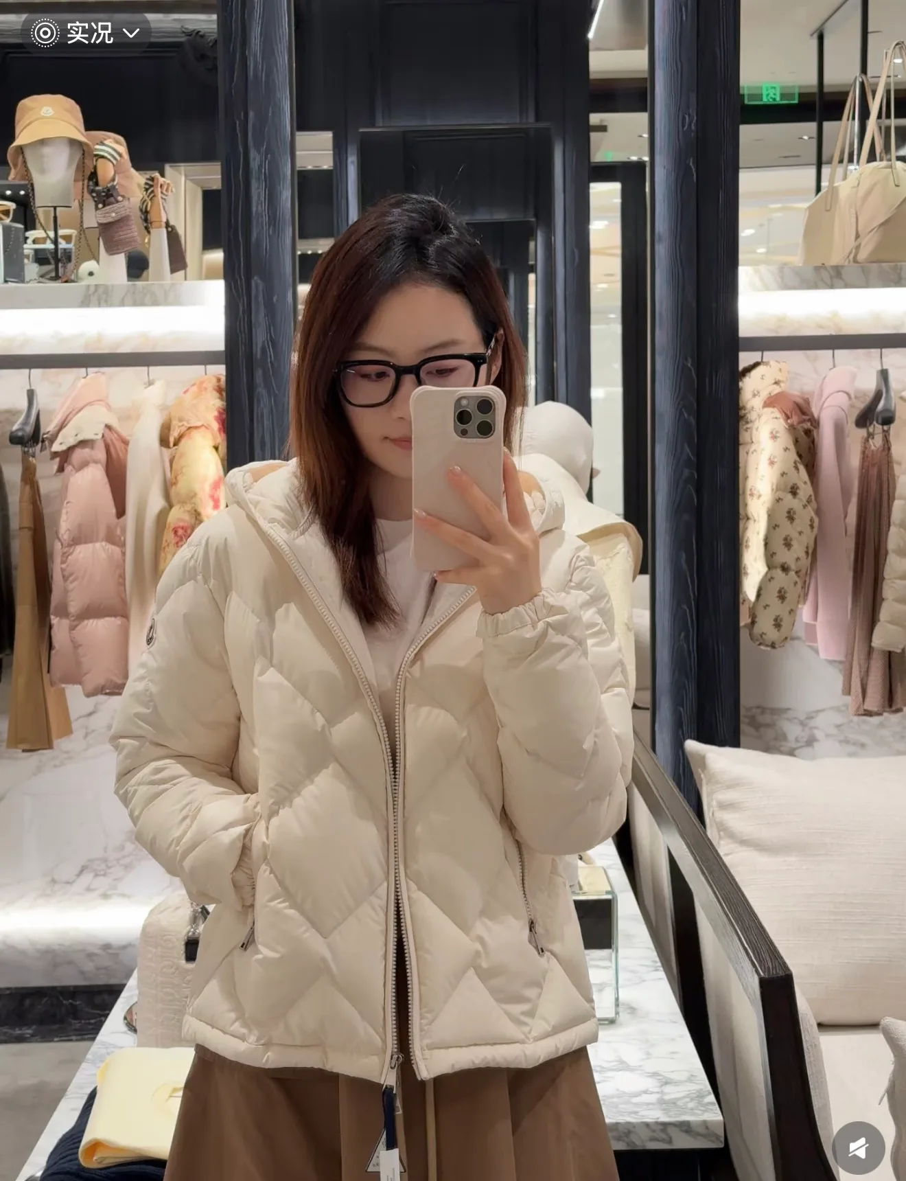 Куртки И Пуховики Женские Moncler 18713370