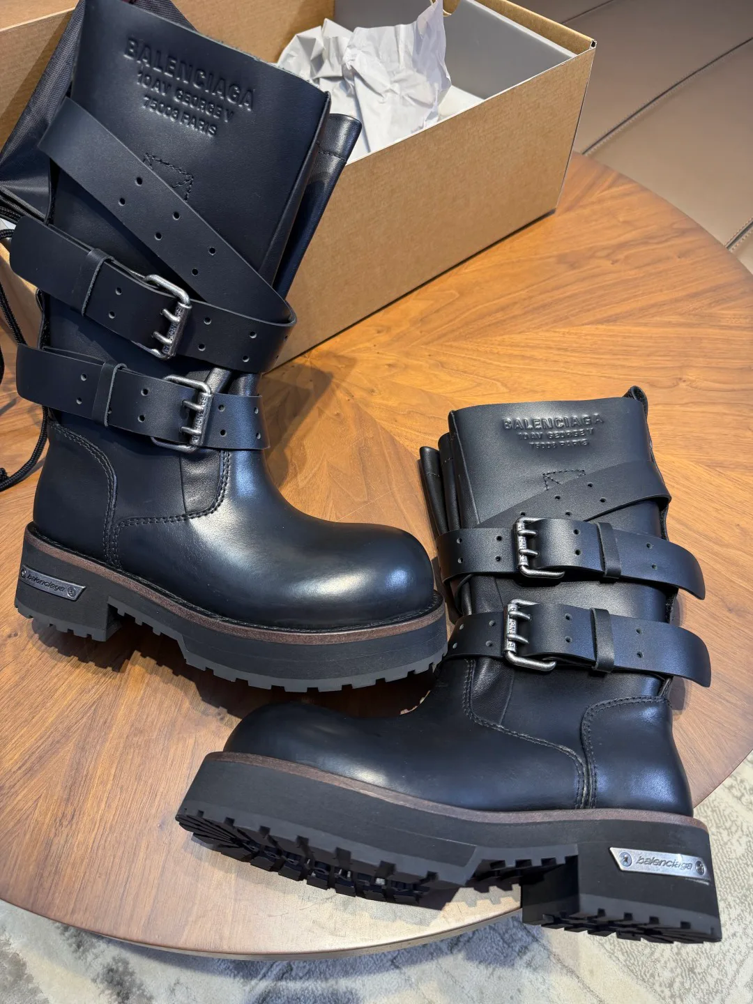 Сапоги Женские Balenciaga 19084284