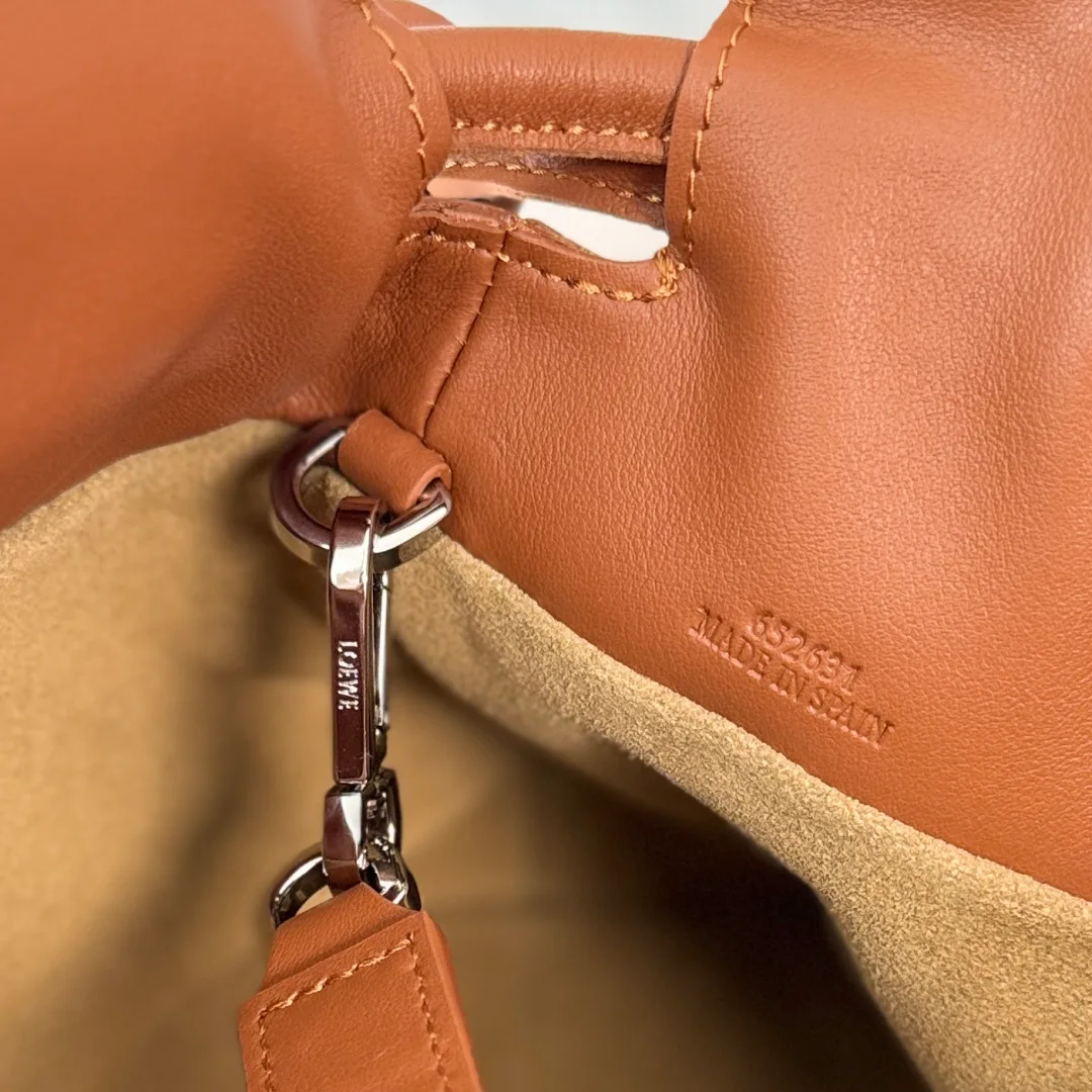 Сумки На Ремне Женские Loewe 690467