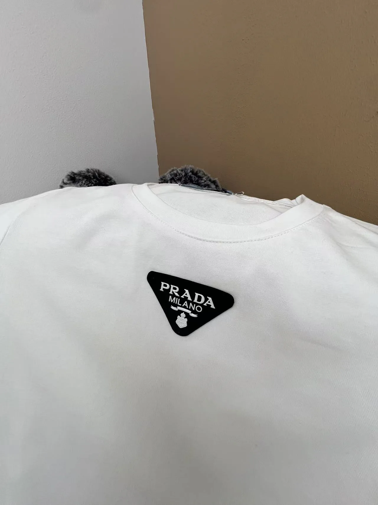 Футболки Женские Prada 9804