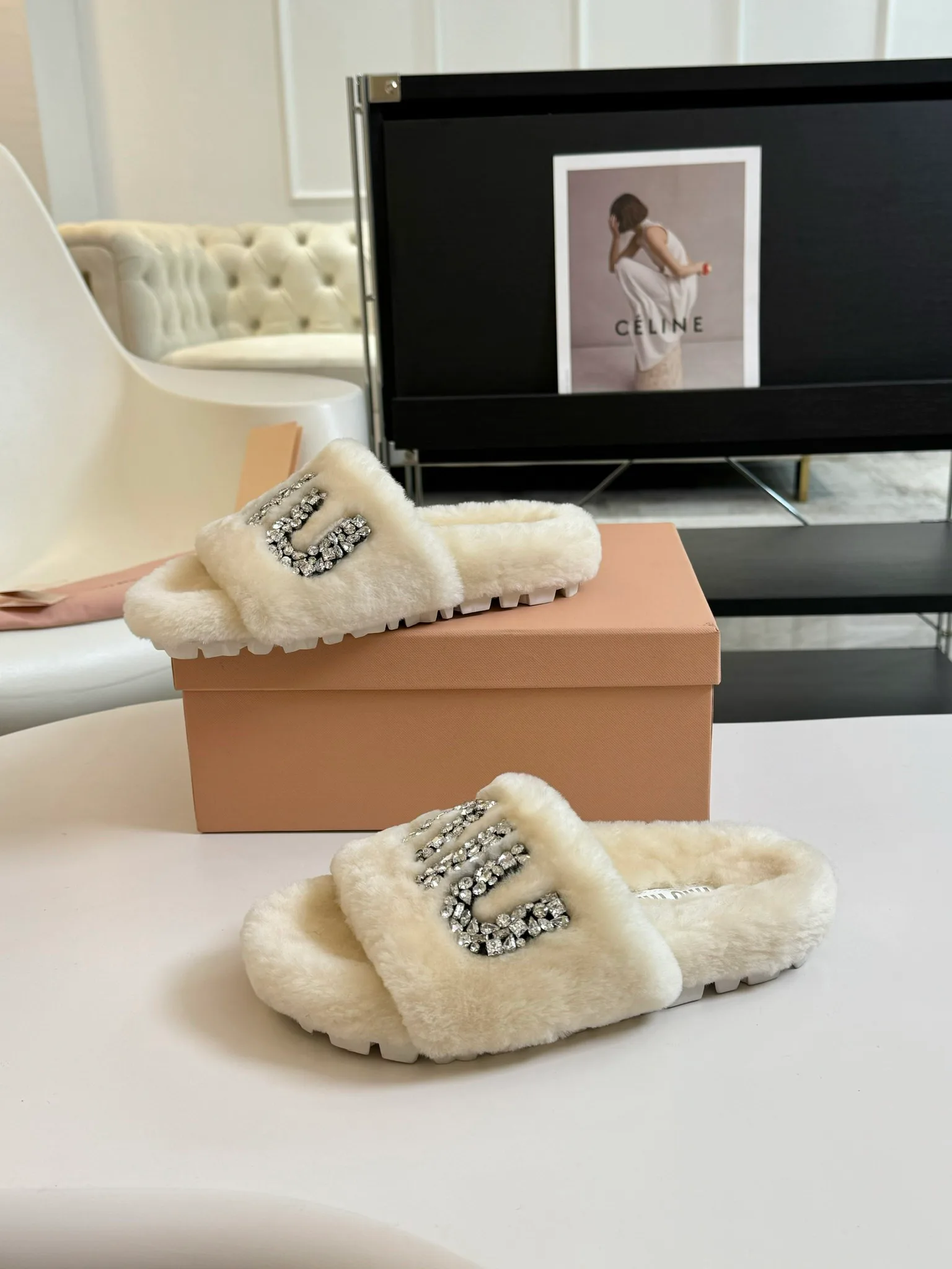 Тапочки Женские Miu Miu 18241443