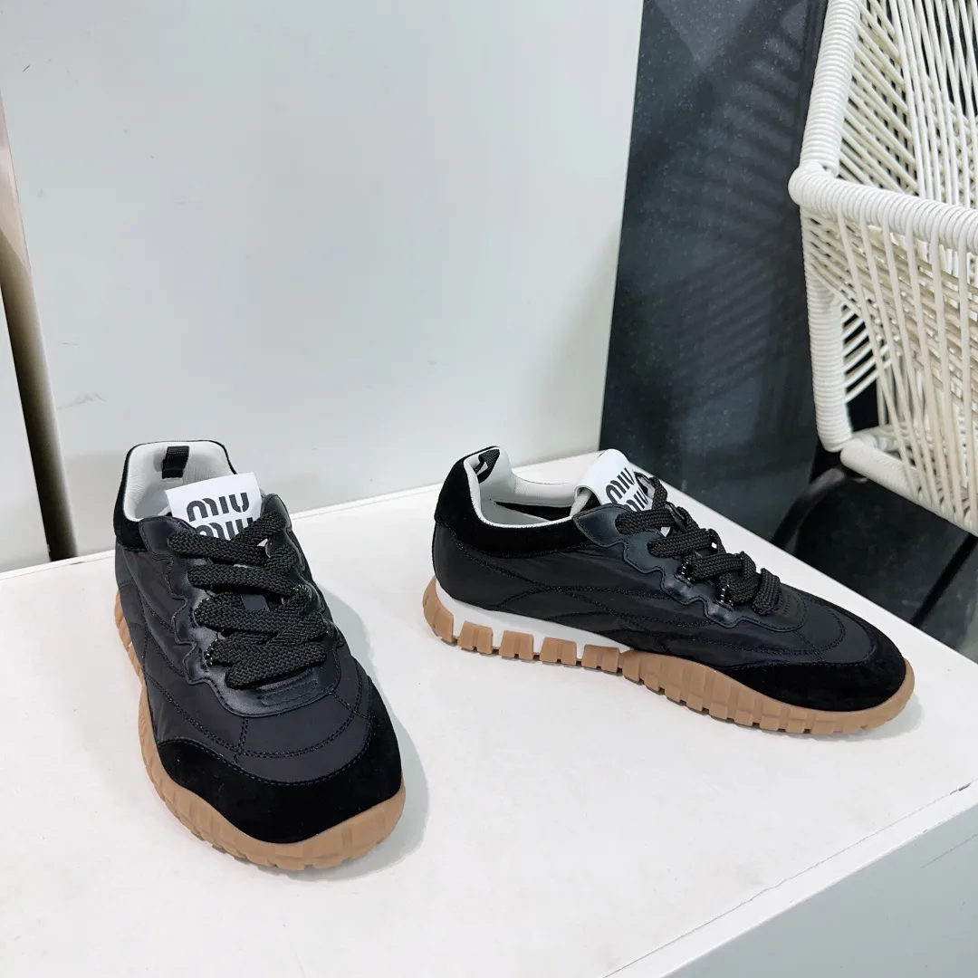 Кроссовки Женские Miu Miu 12101