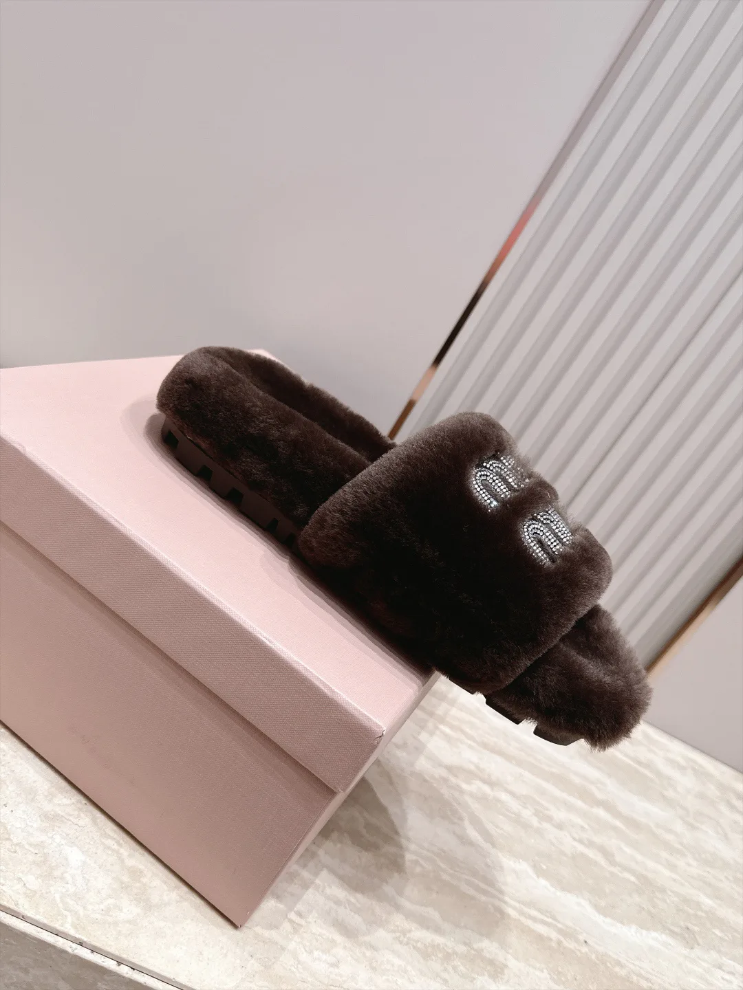 Тапочки Женские Miu Miu 18025327