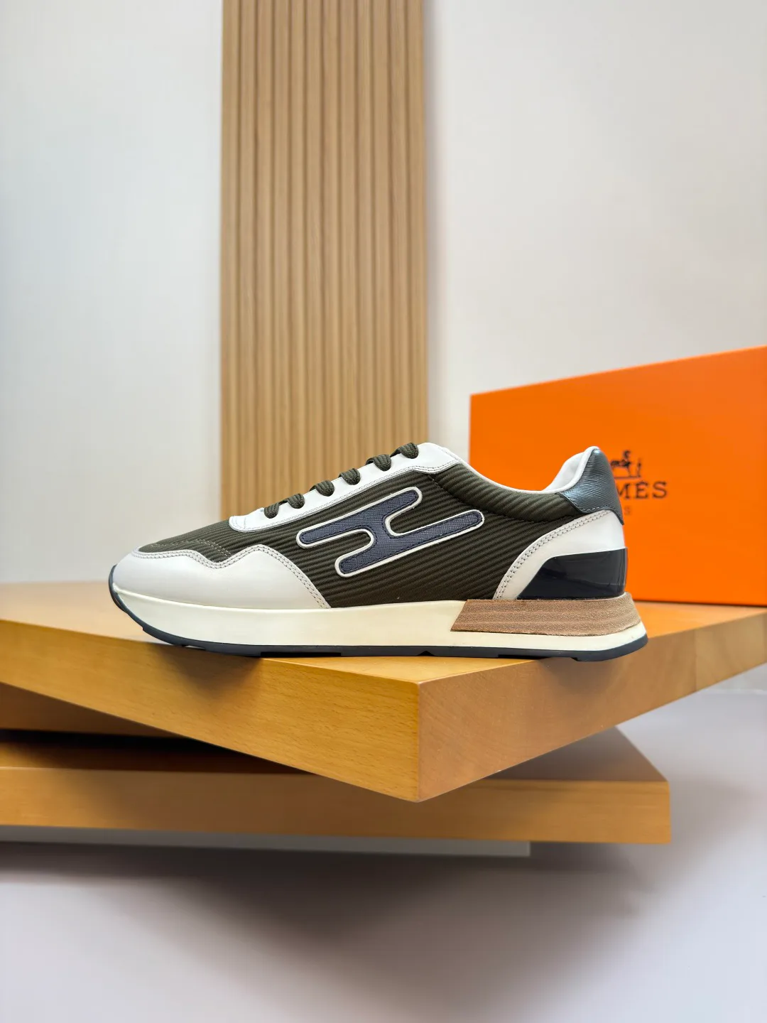 Кроссовки Мужские Hermes 2389655