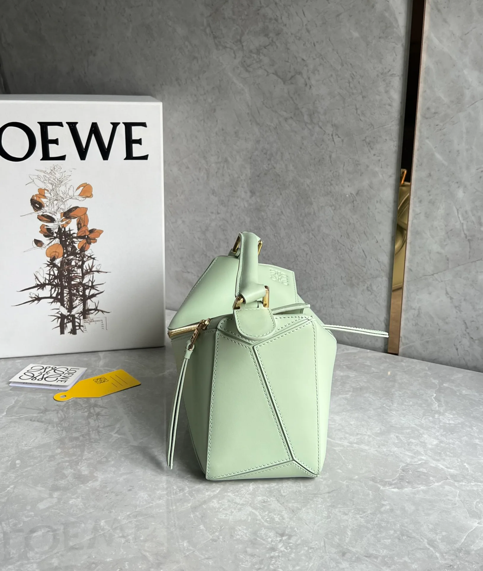 Сумки На Ремне Женские Loewe 10986860