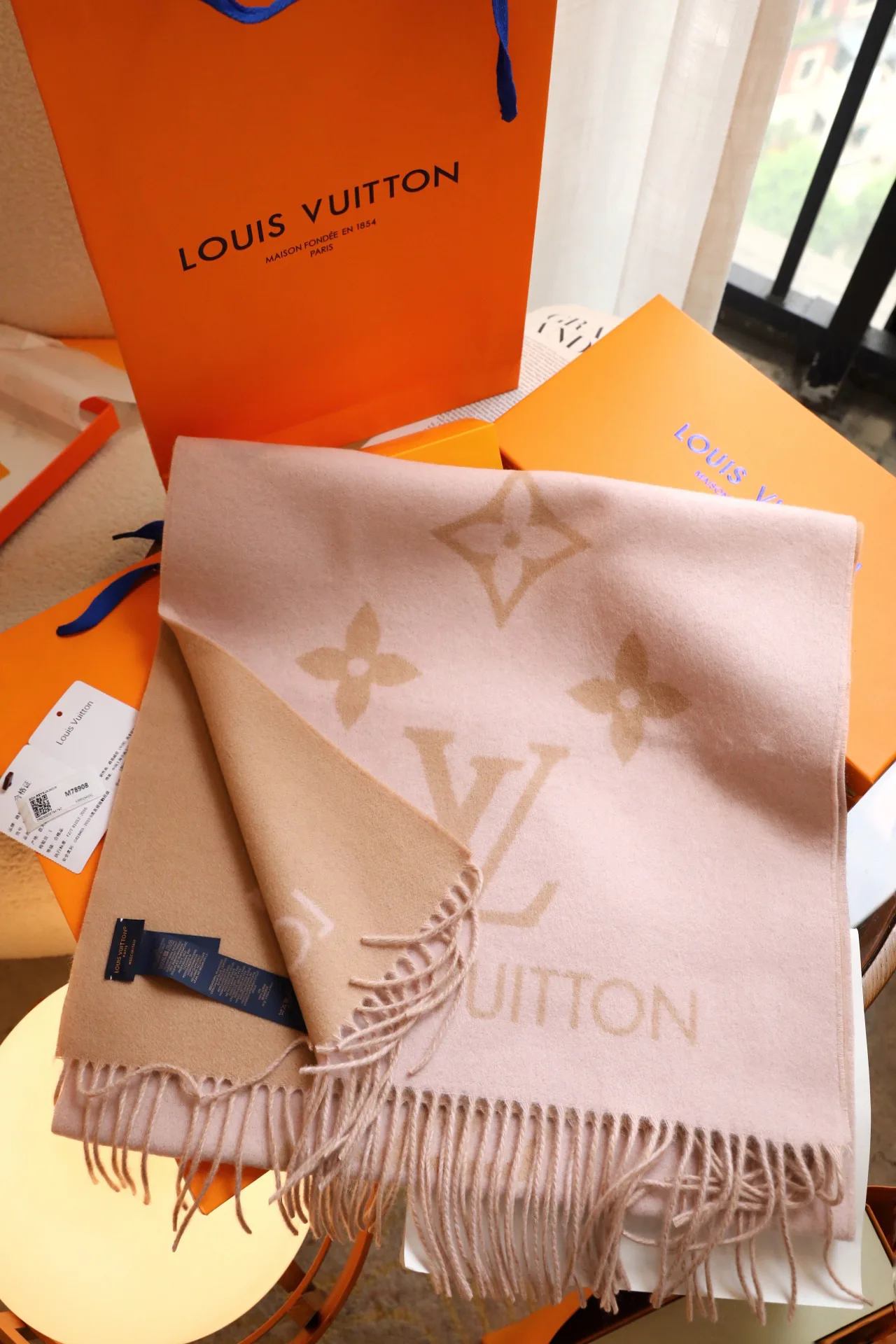 Шарфы Louis Vuitton 5396911