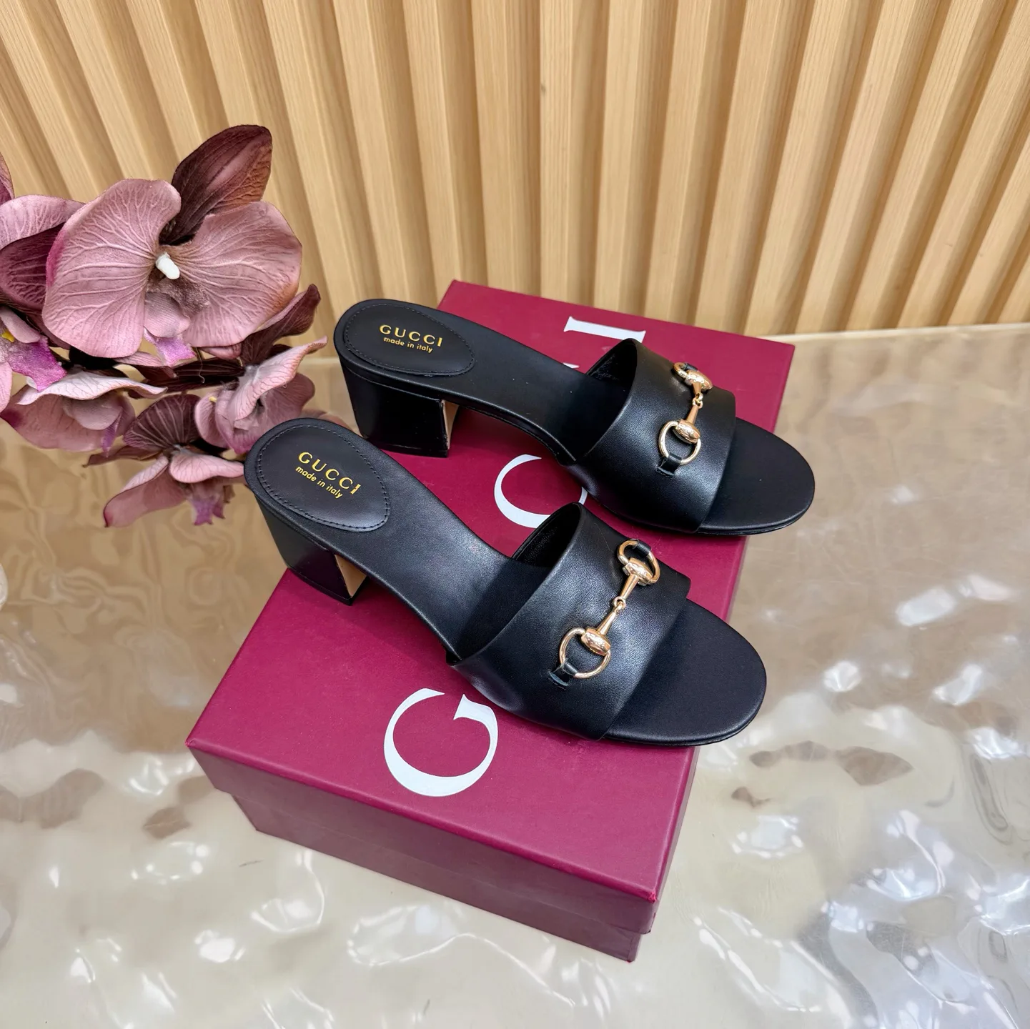 Босоножки Женские Gucci 11668763