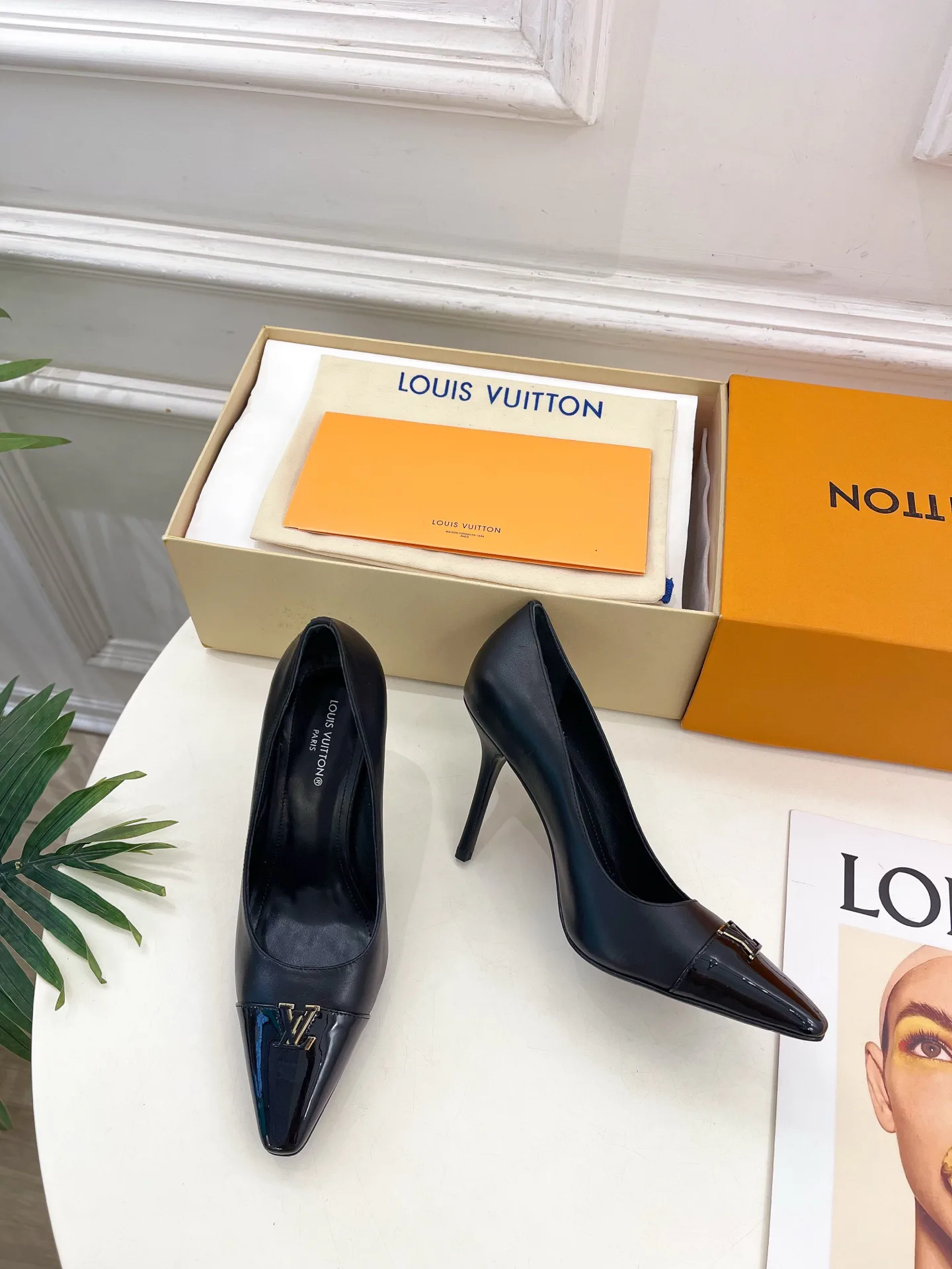 Туфли Женские Louis Vuitton 11404130
