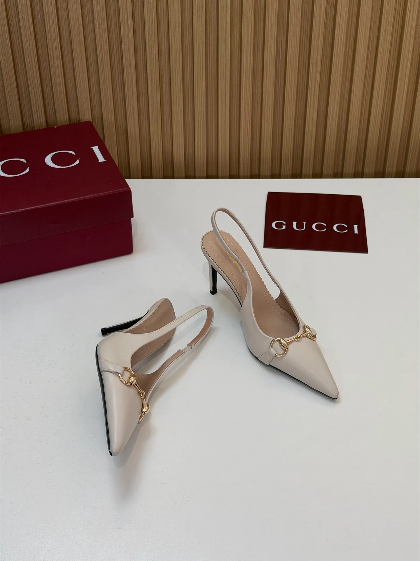 Туфли Женские Gucci 18396284