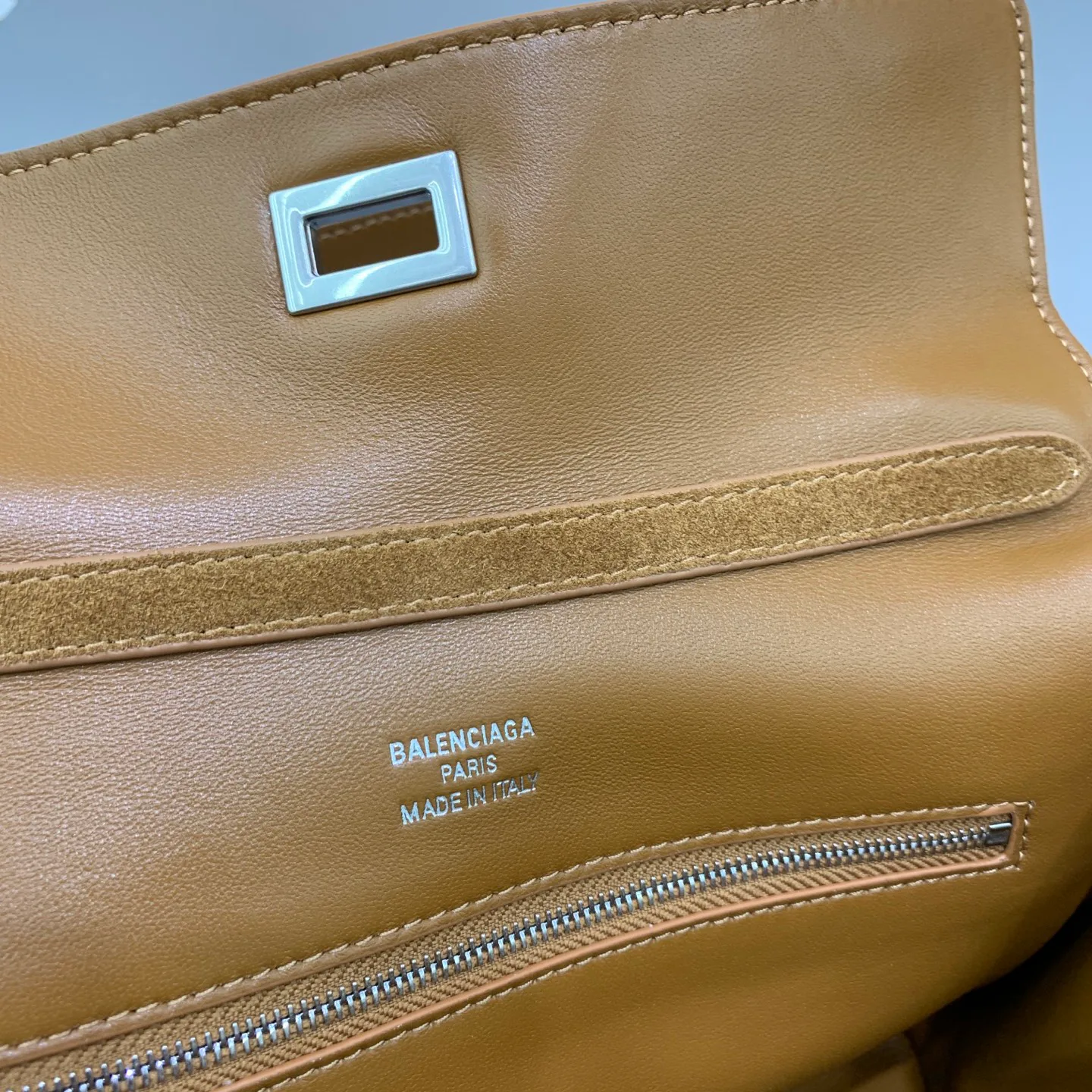 Классические Сумки Женские Balenciaga 821975