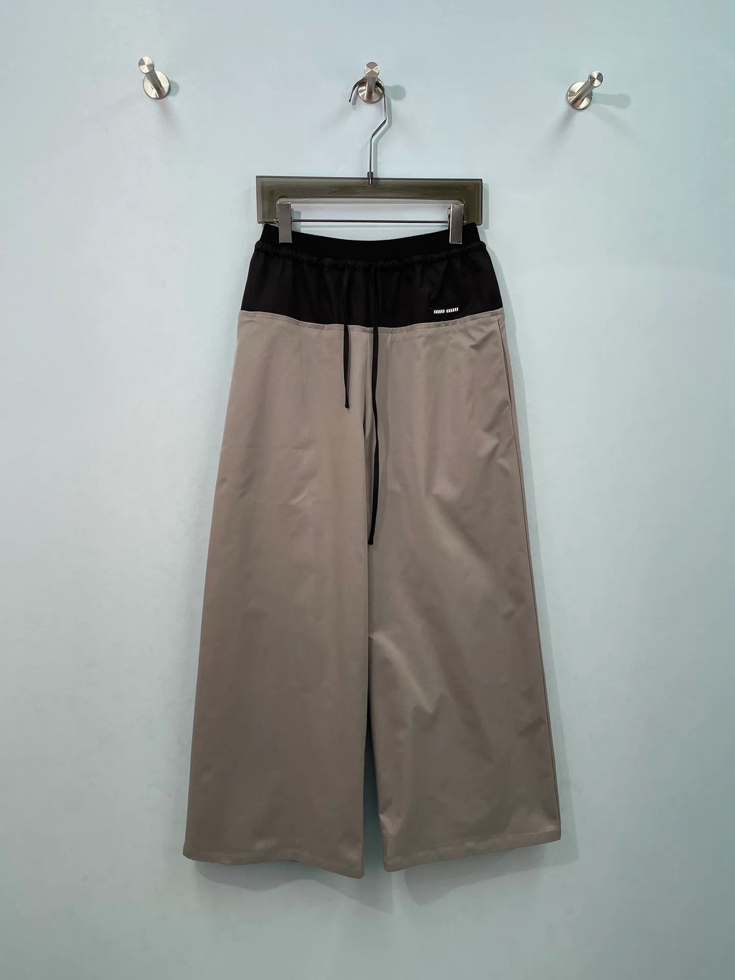 Брюки Женские Miu Miu 18359196