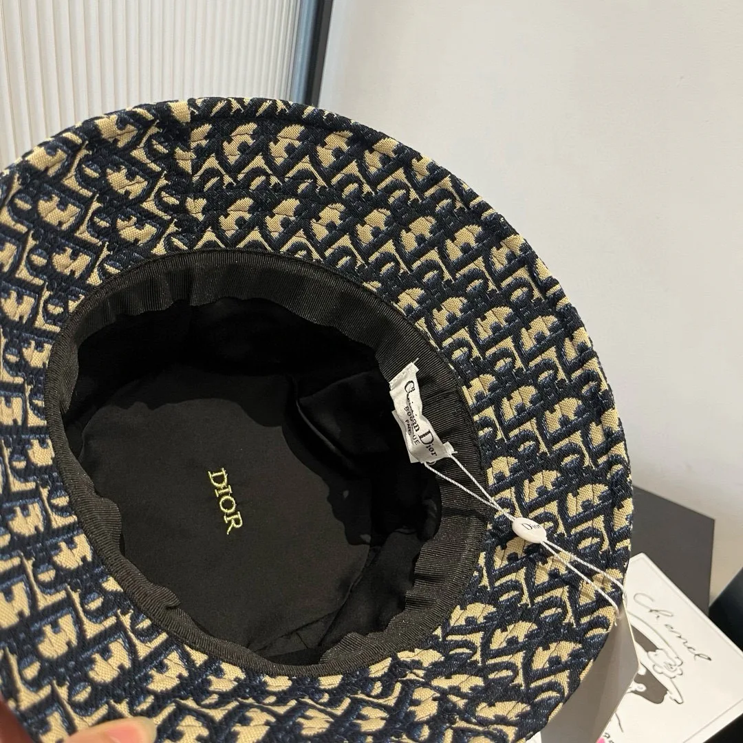 Головные Уборы Christian Dior 91034