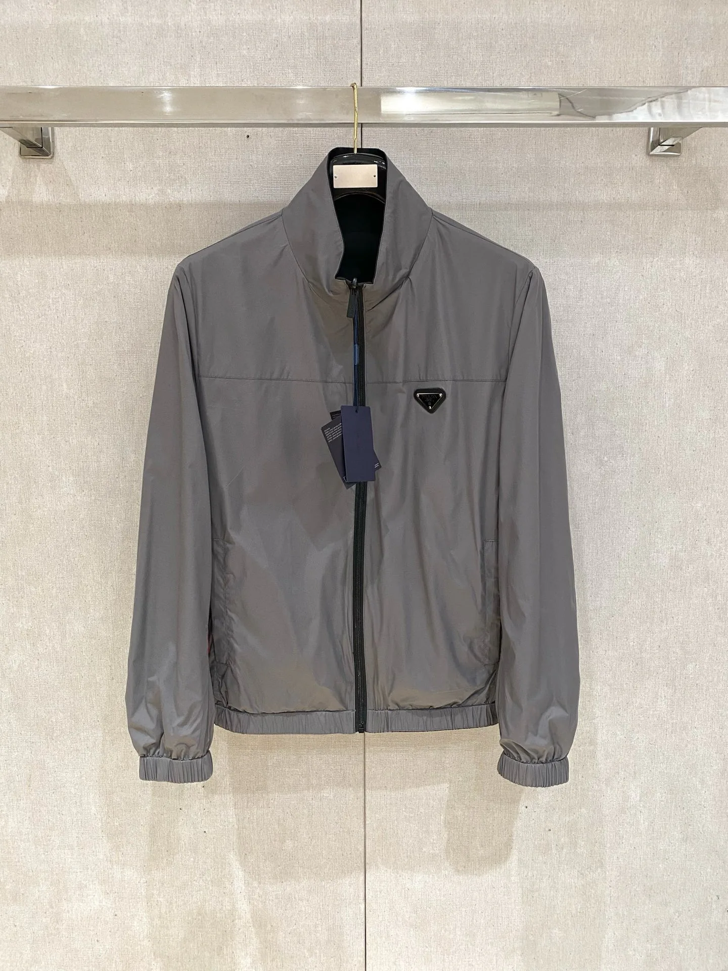 Куртки И Пуховики Мужские Prada 7007