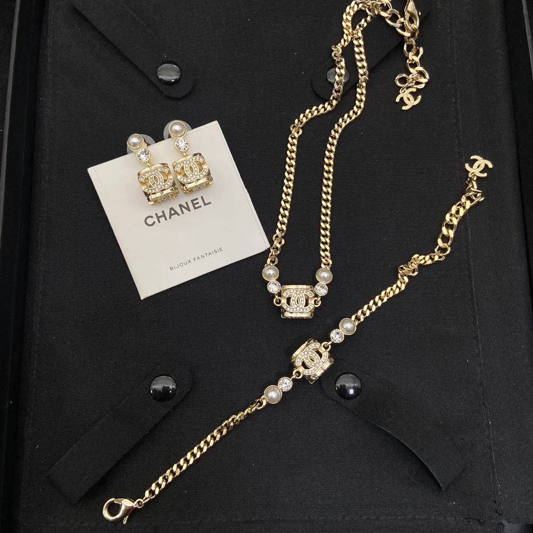 Бижутерия Chanel 12782376