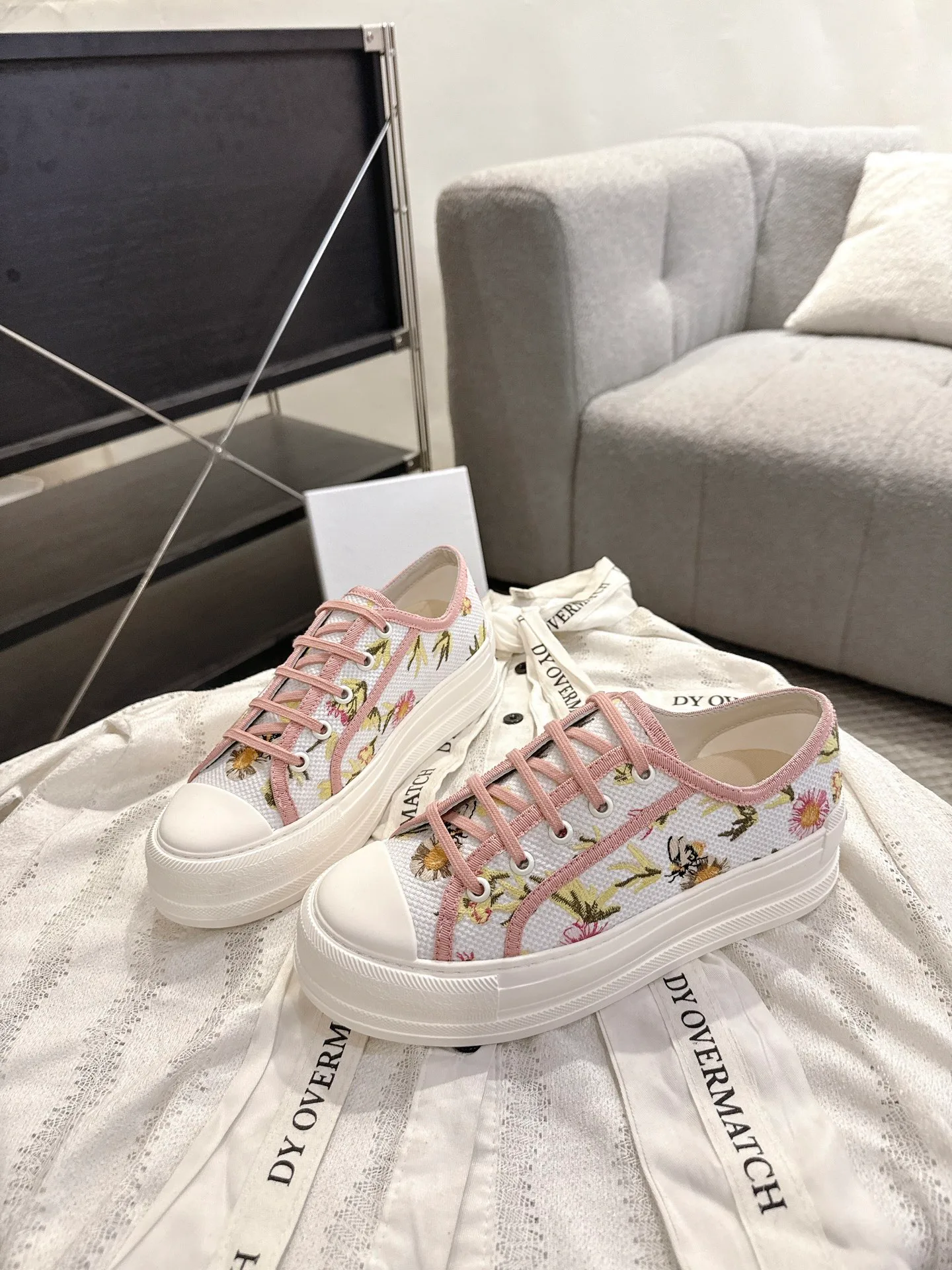 Кроссовки Женские Christian Dior 18034441