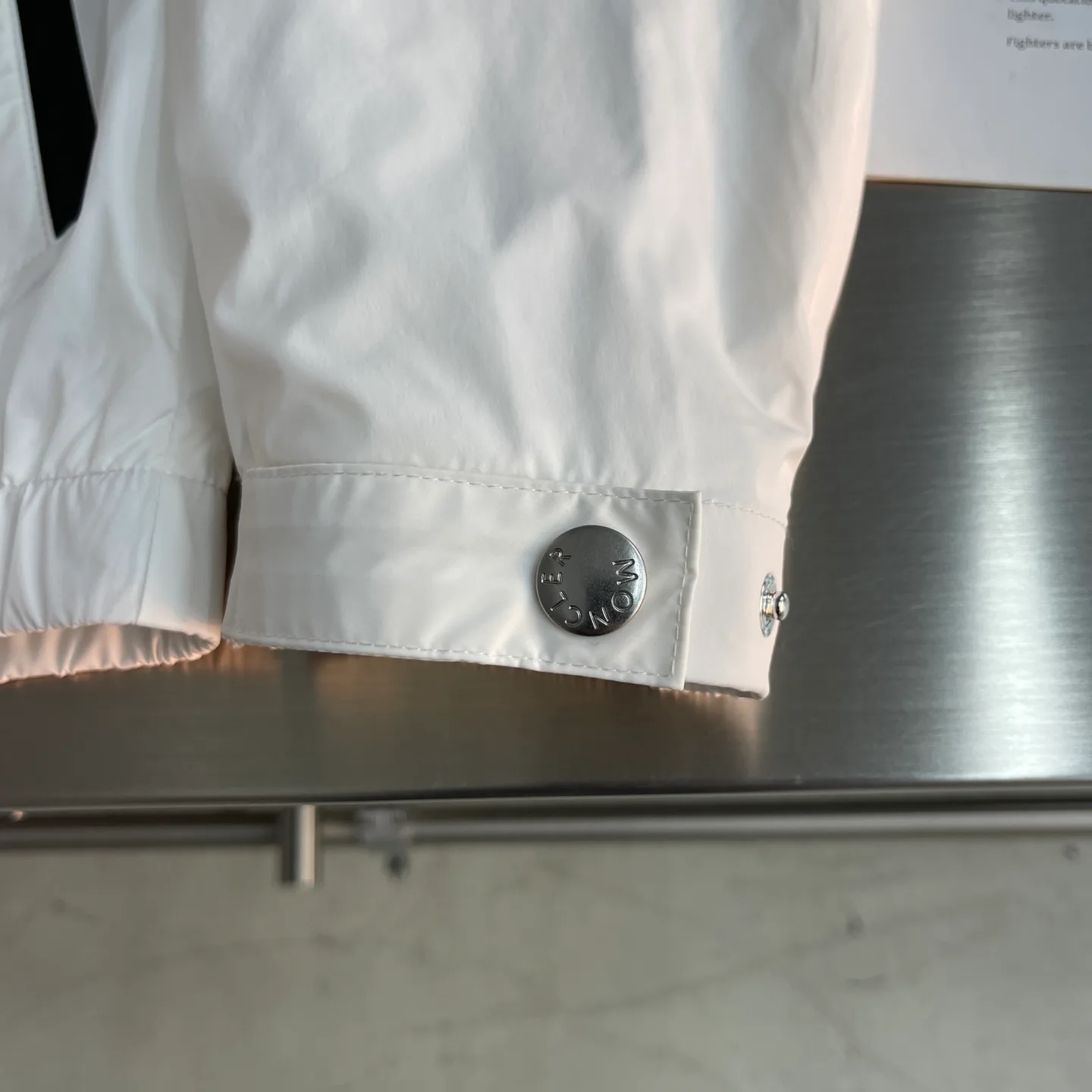 Куртки И Пуховики Мужские Moncler 9596379