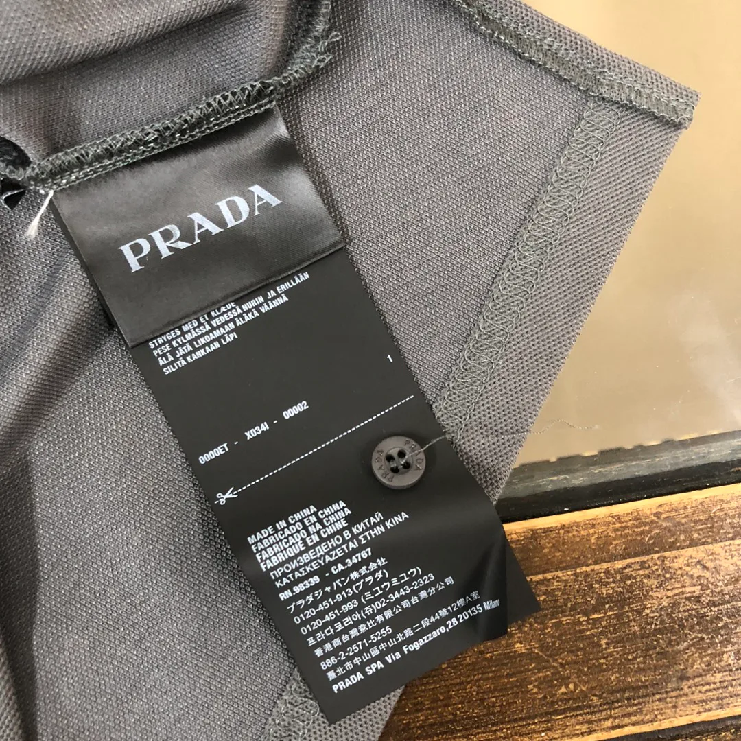 Футболки Женские Prada 8521