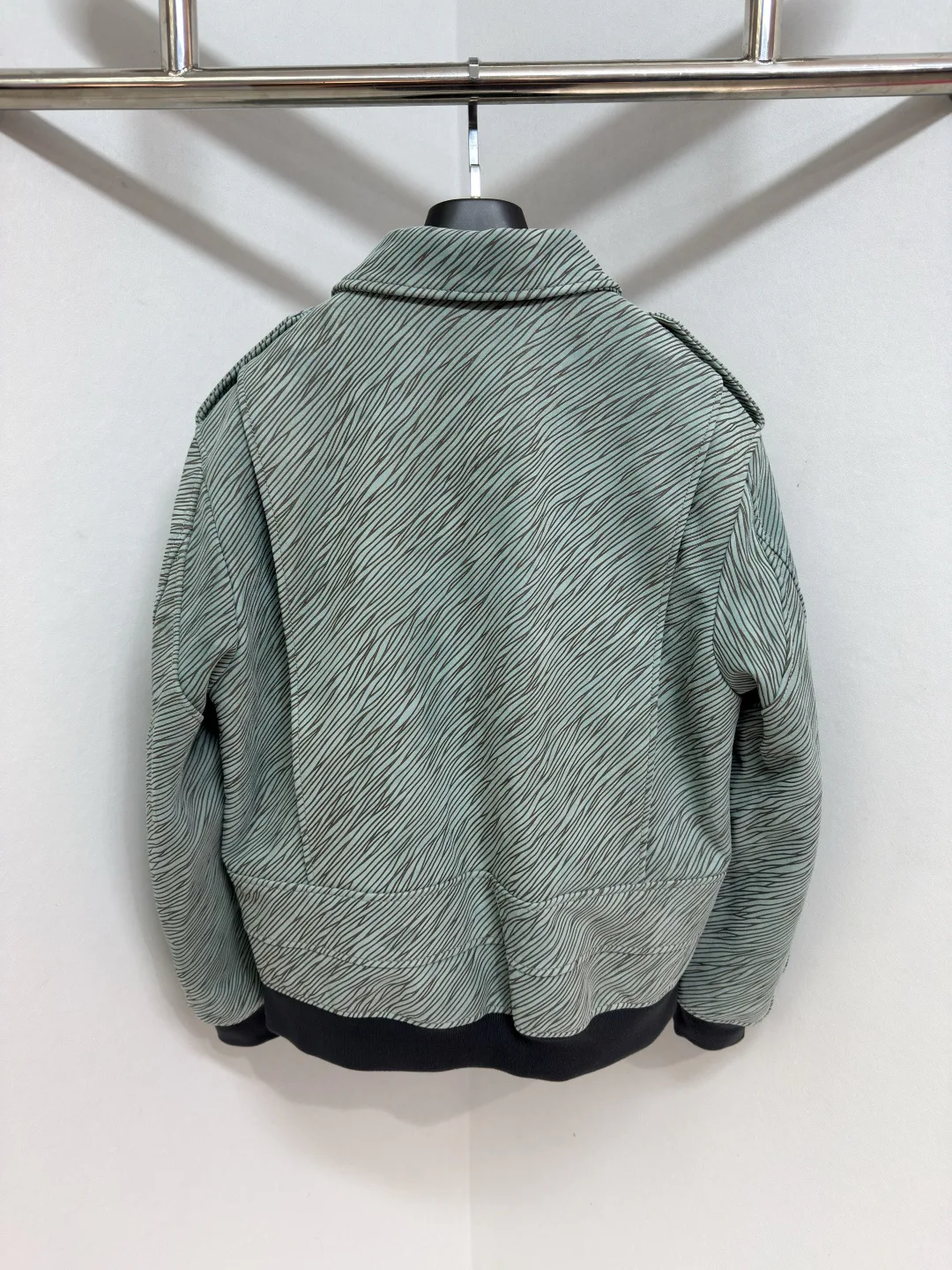 Куртки И Пуховики Мужские Louis Vuitton 610208