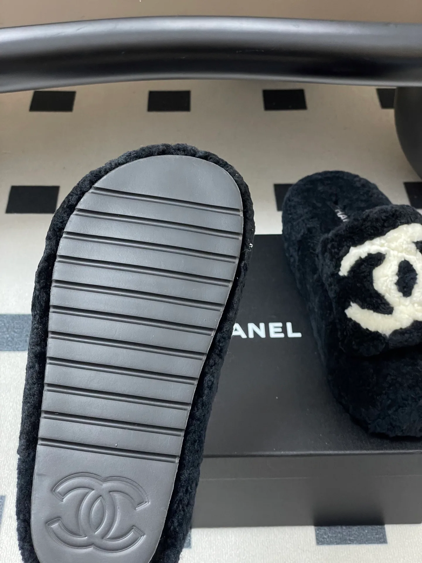 Тапочки Женские Chanel 94567