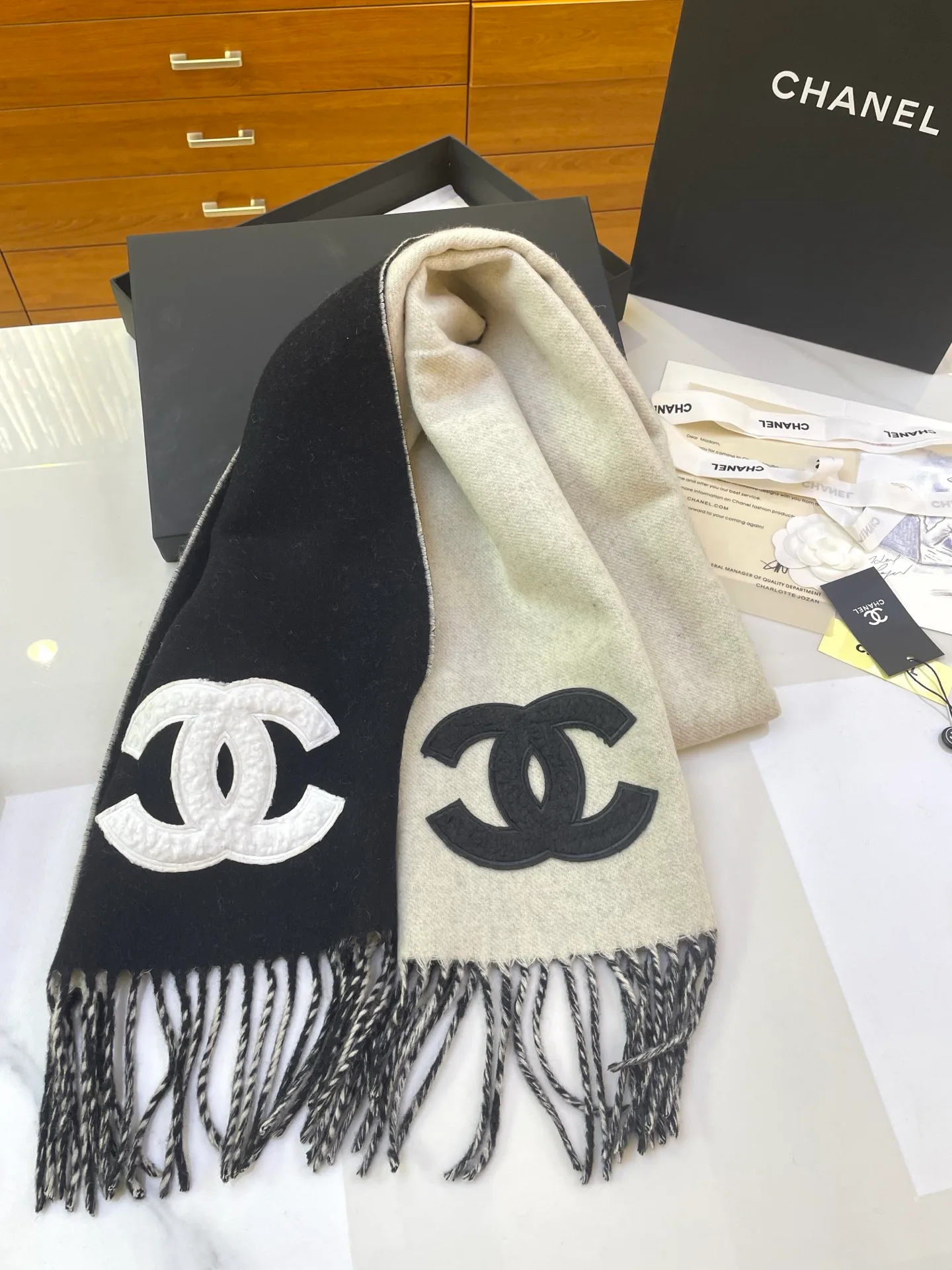 Шарфы Chanel 210213