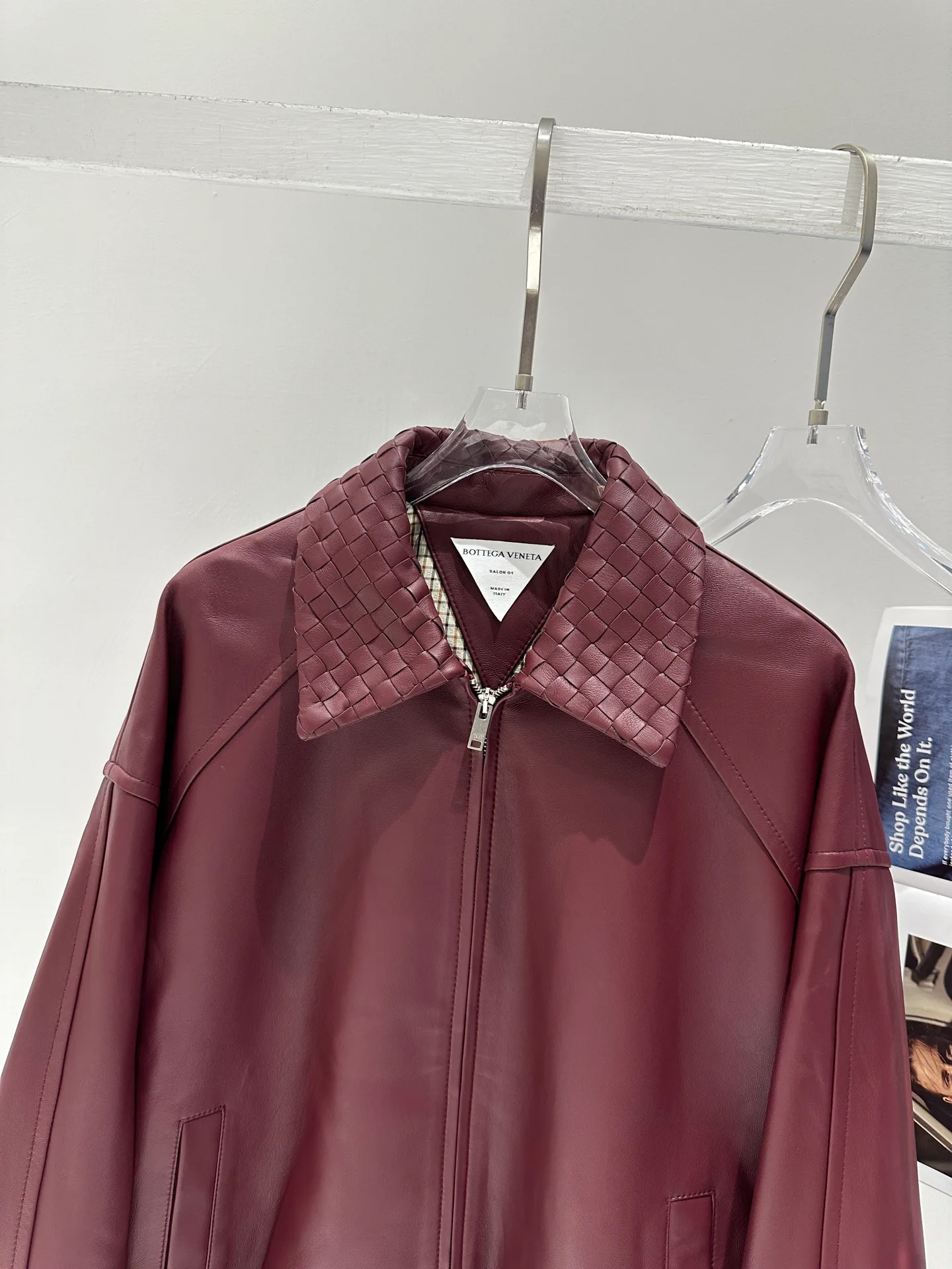 Кожаные Куртки И Дублёнки Женские Bottega Veneta 11759409