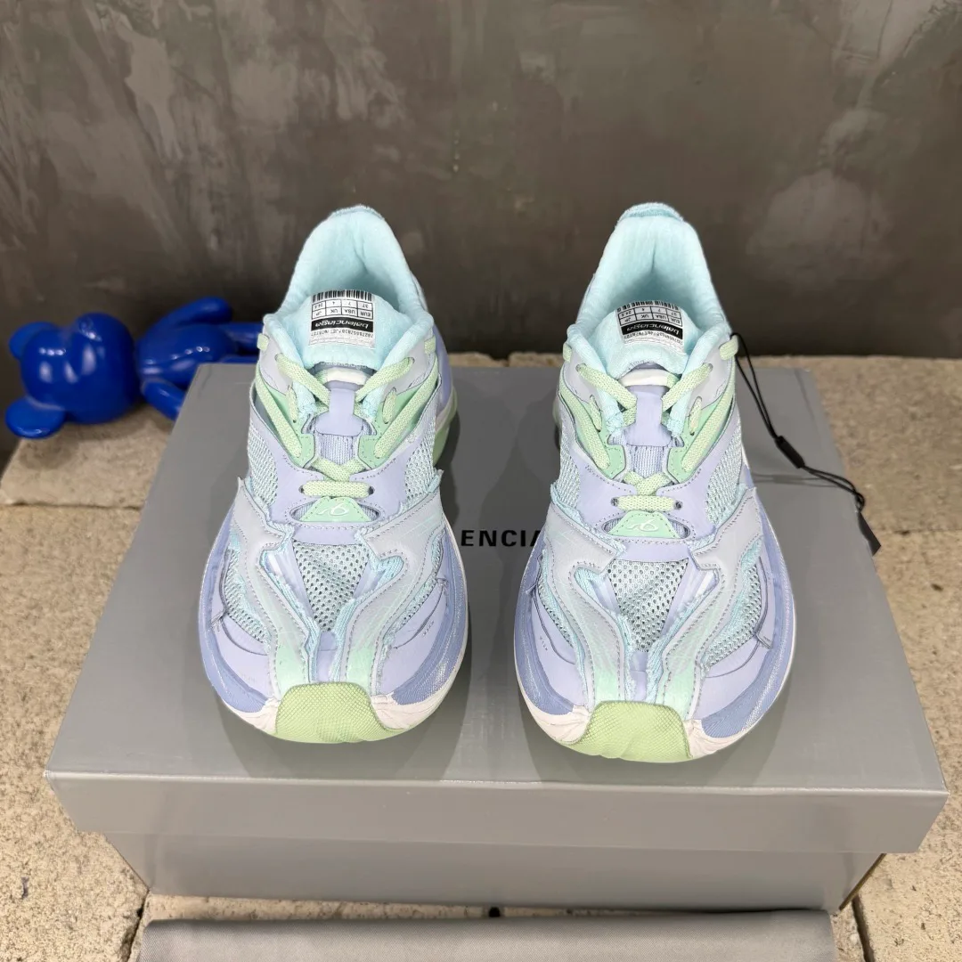 Кроссовки Женские Balenciaga 17787123