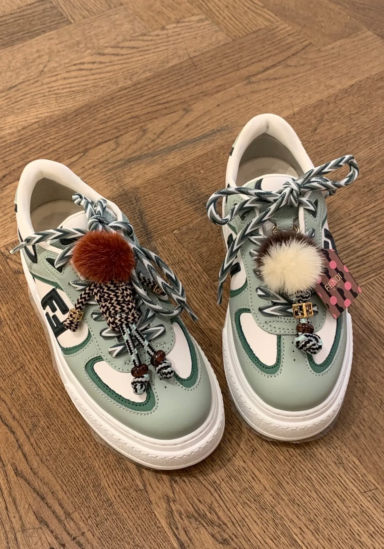 Кроссовки Женские Fendi 18080497