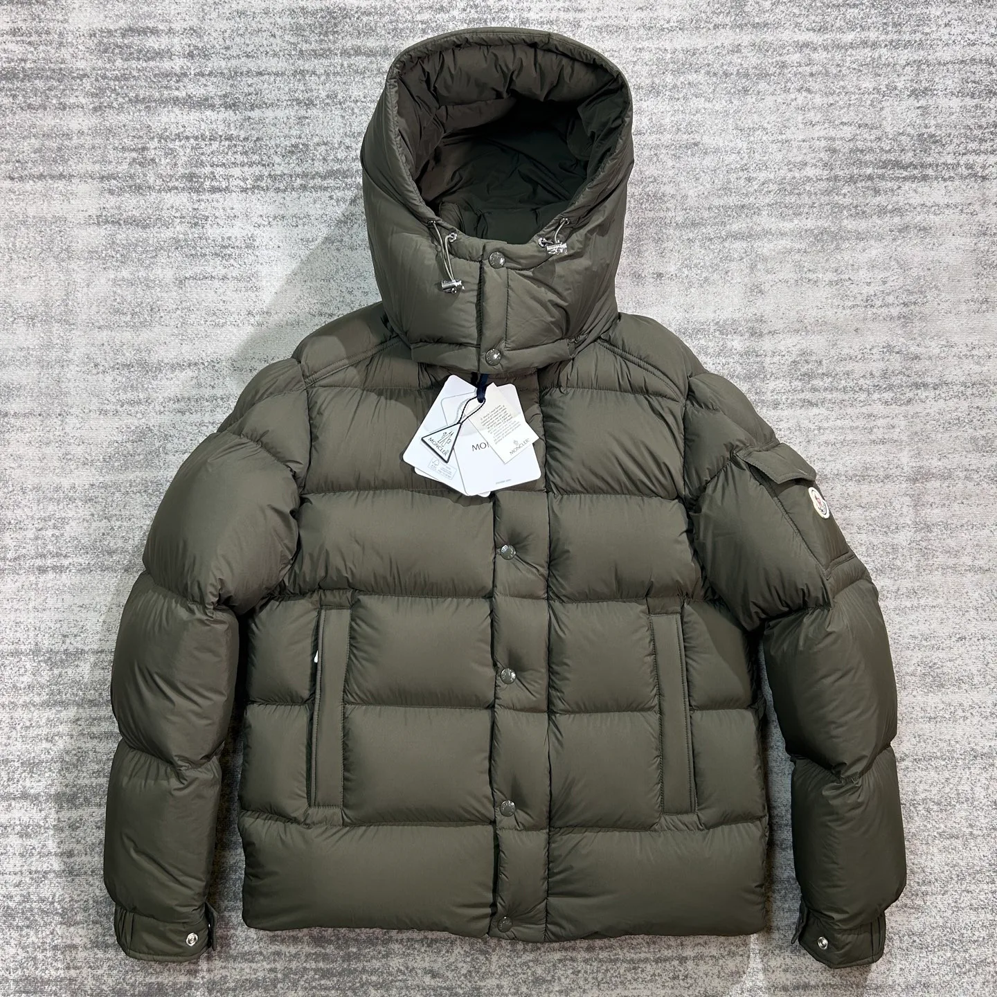 Куртки И Пуховики Женские Moncler 18927167