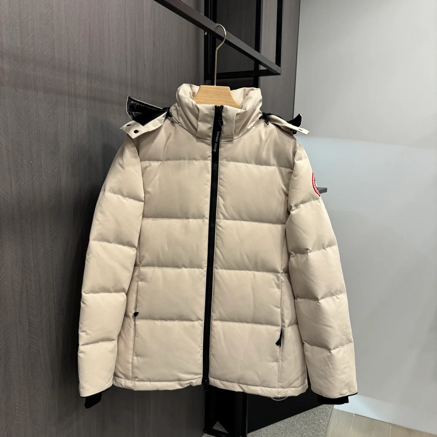 Куртки И Пуховики Женские Canada Goose 19763447