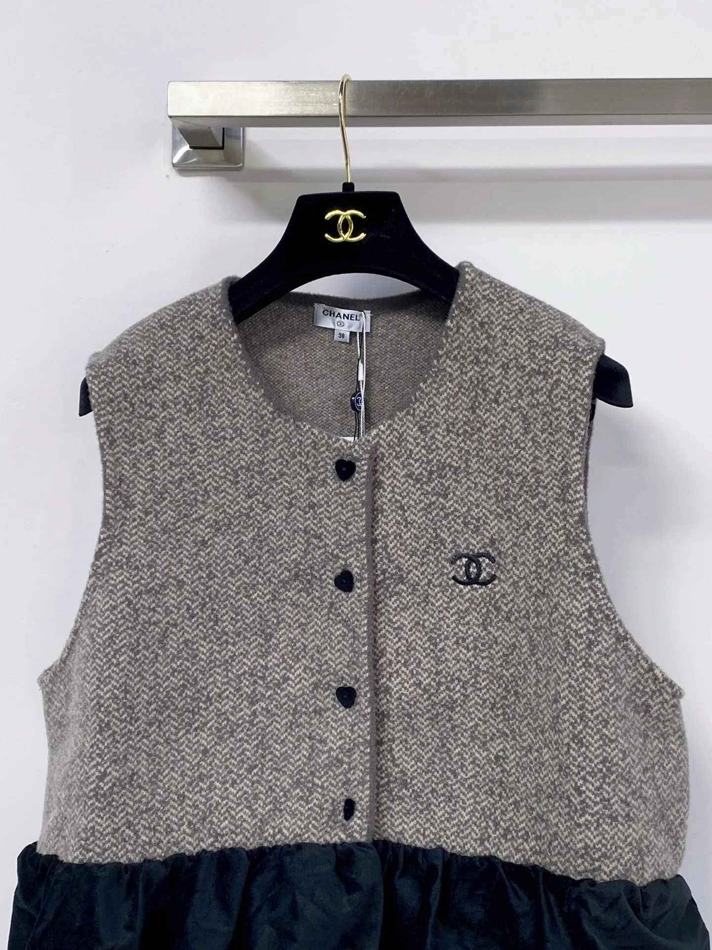 Жилеты Женские Chanel 19226918