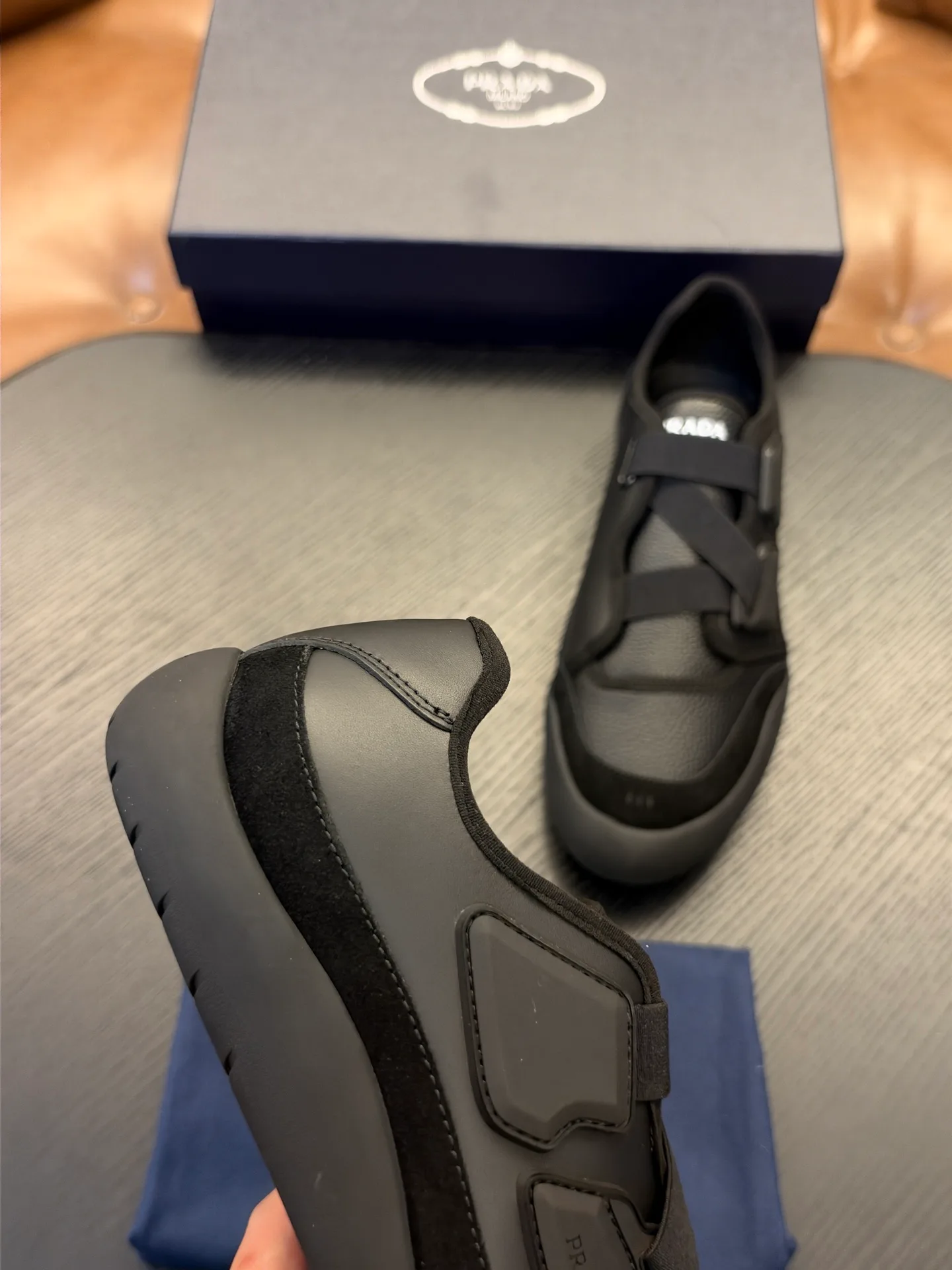 Кроссовки Мужские Prada 19700013