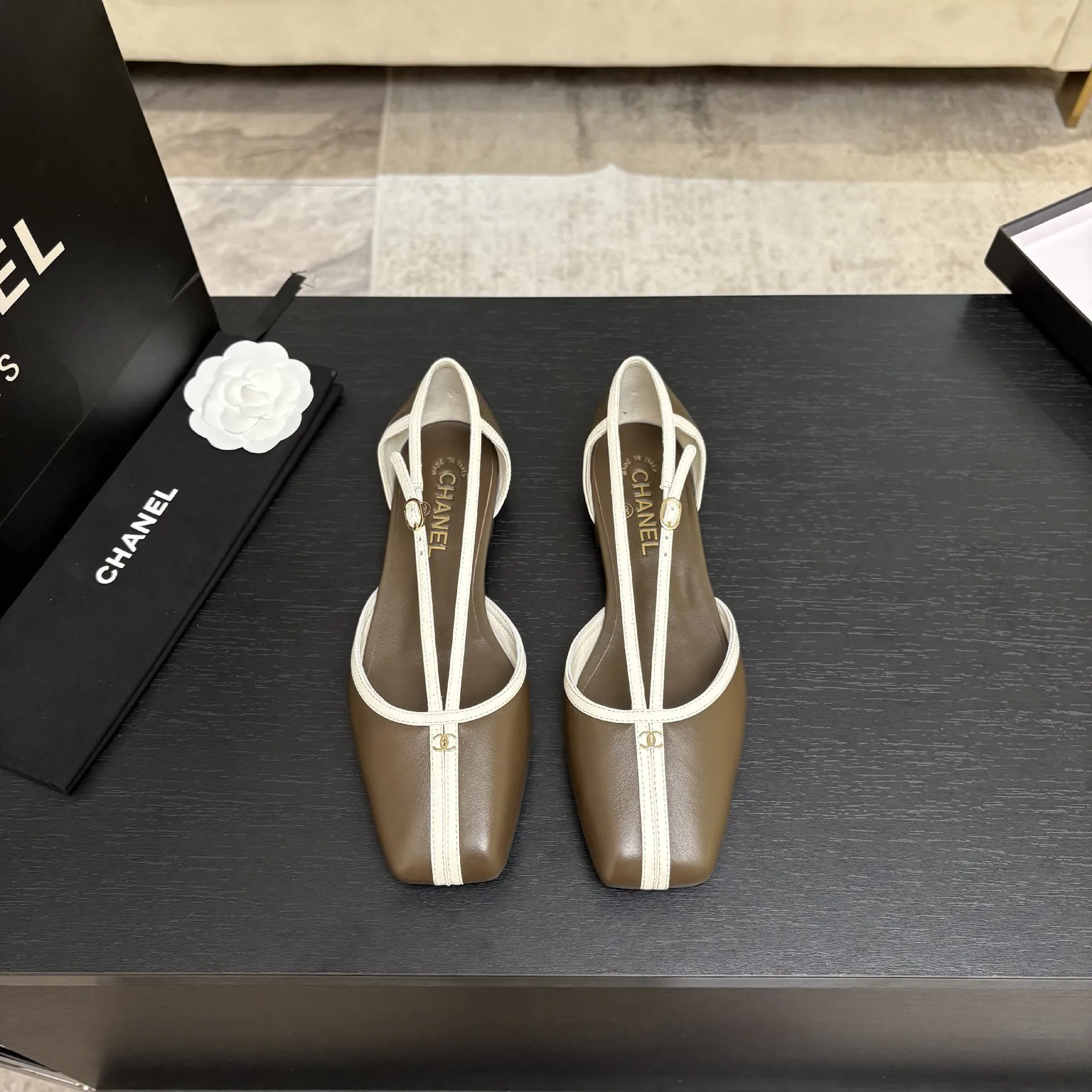 Босоножки Женские Chanel 19554670