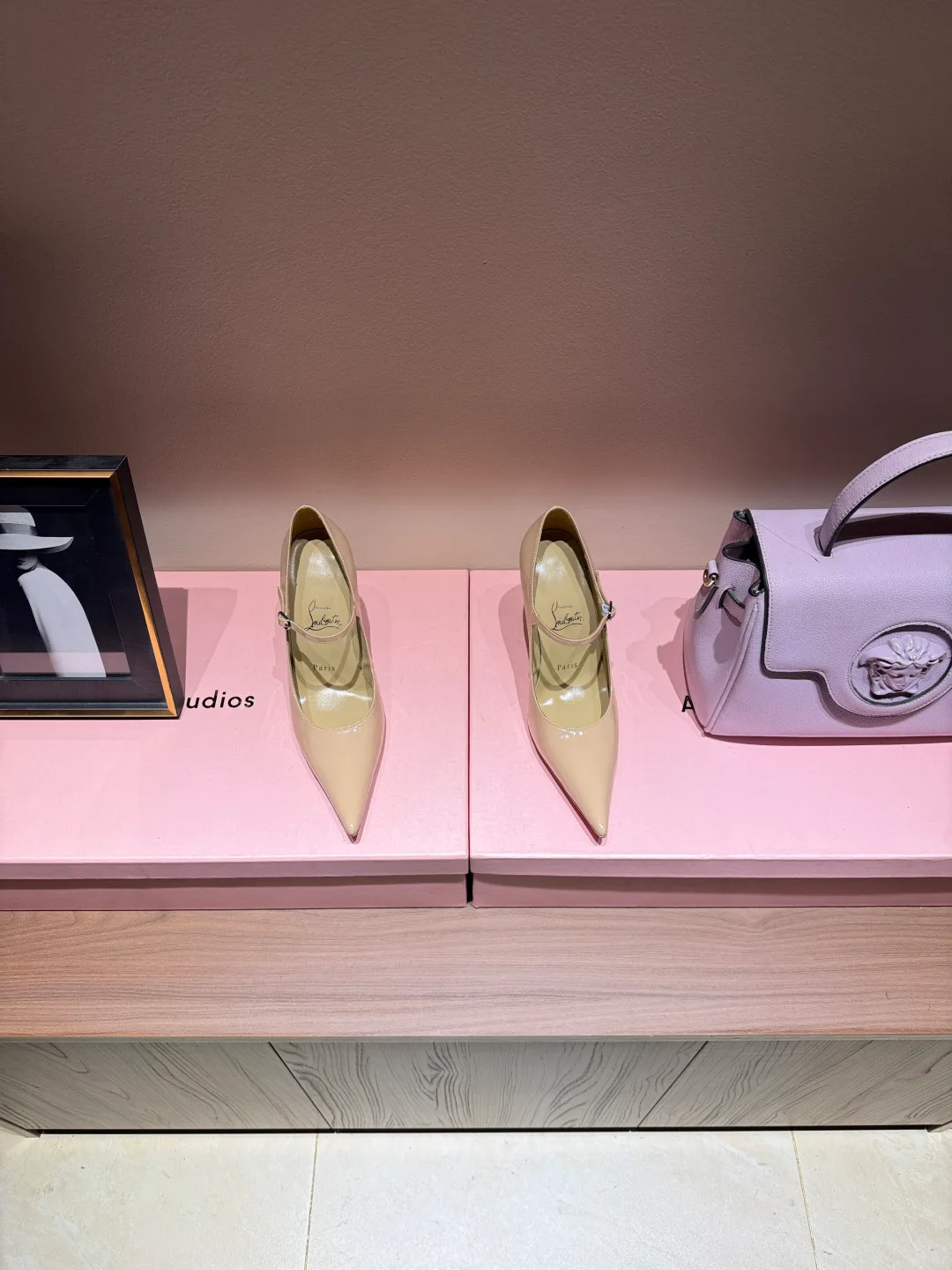 Туфли Женские Christian Louboutin 4743809