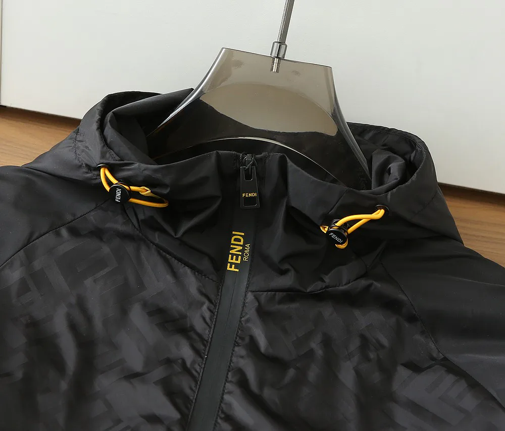 Куртки И Пуховики Мужские Fendi 13253231