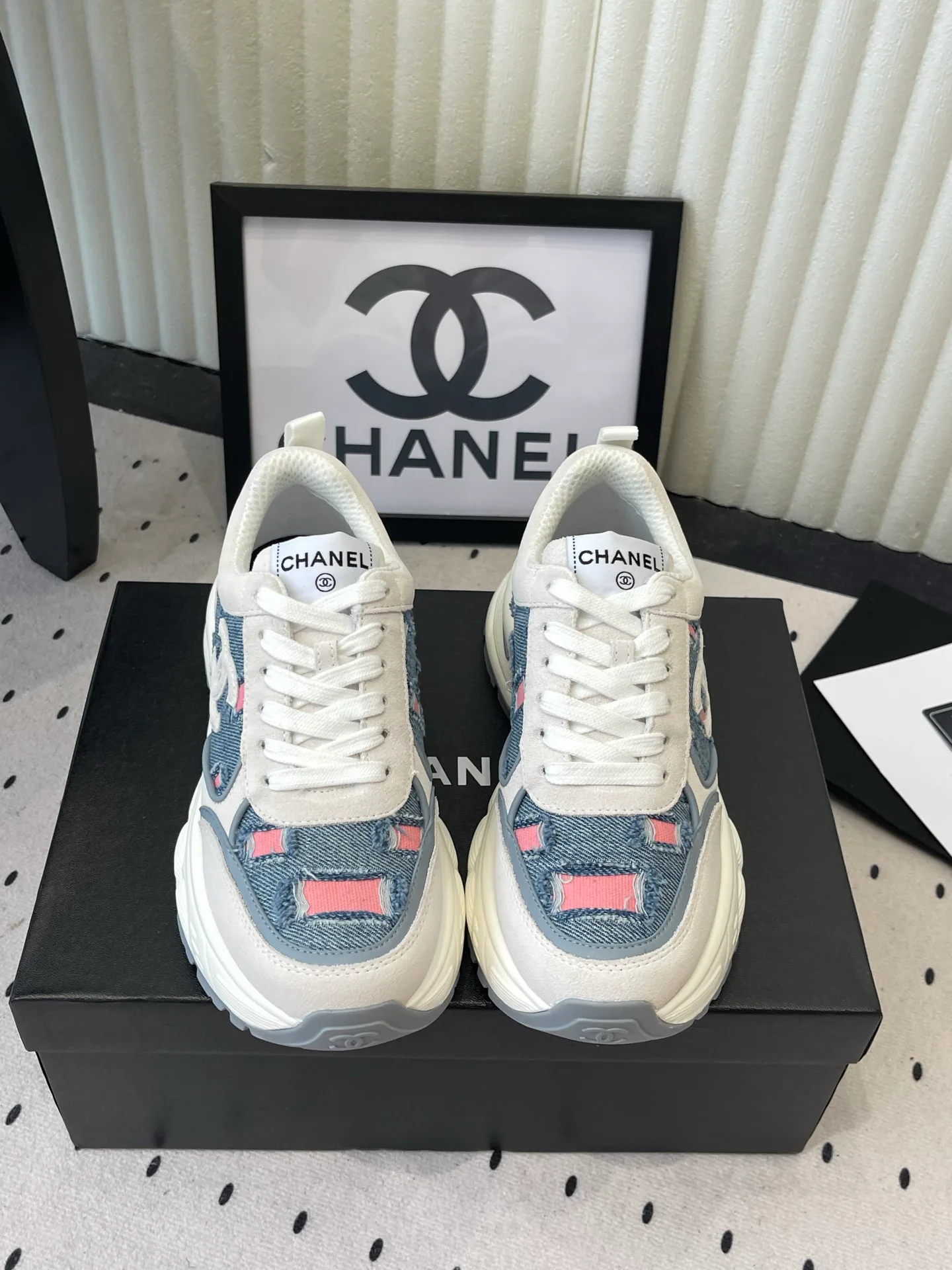 Кроссовки Женские Chanel 17769666