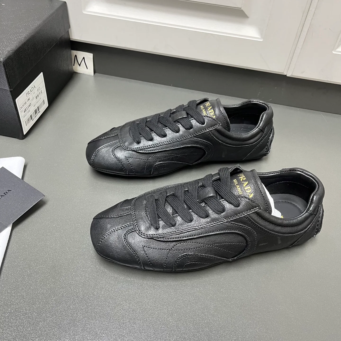 Кроссовки Мужские Prada 13403052