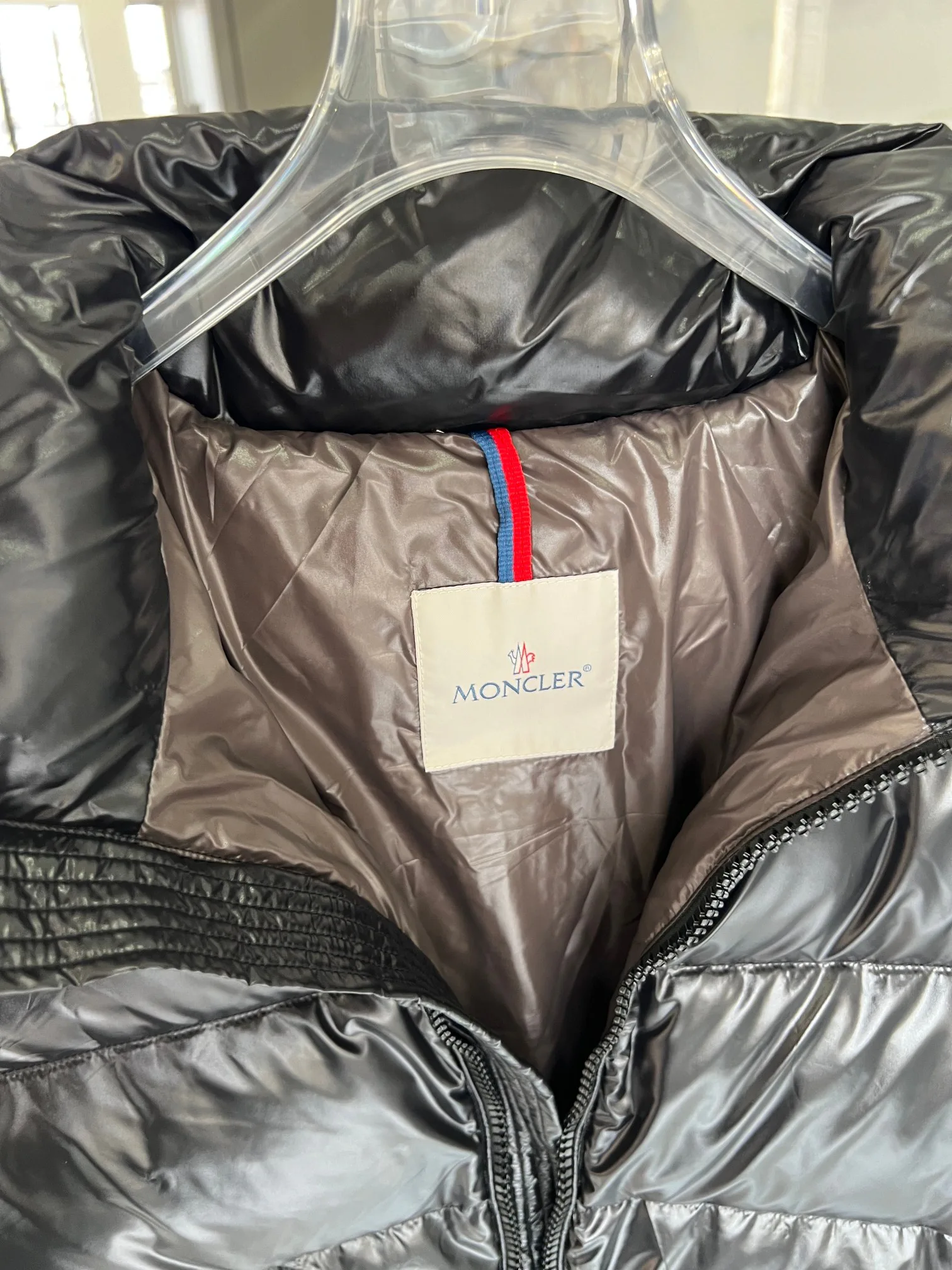 Куртки И Пуховики Женские Moncler 18415686