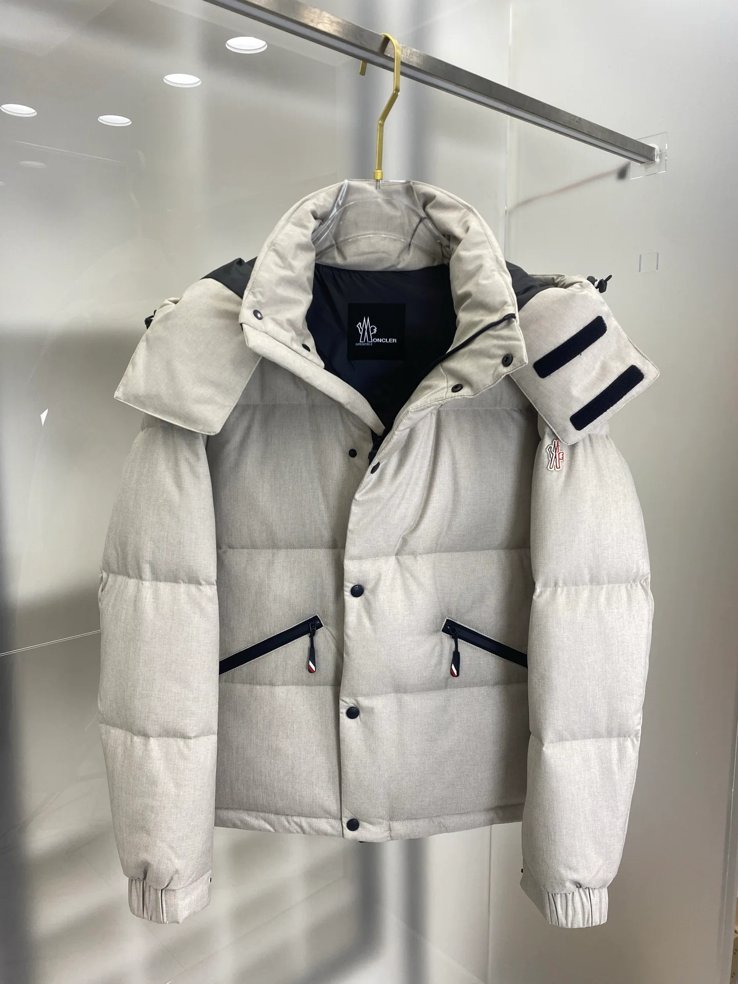 Куртки И Пуховики Мужские Moncler 607766